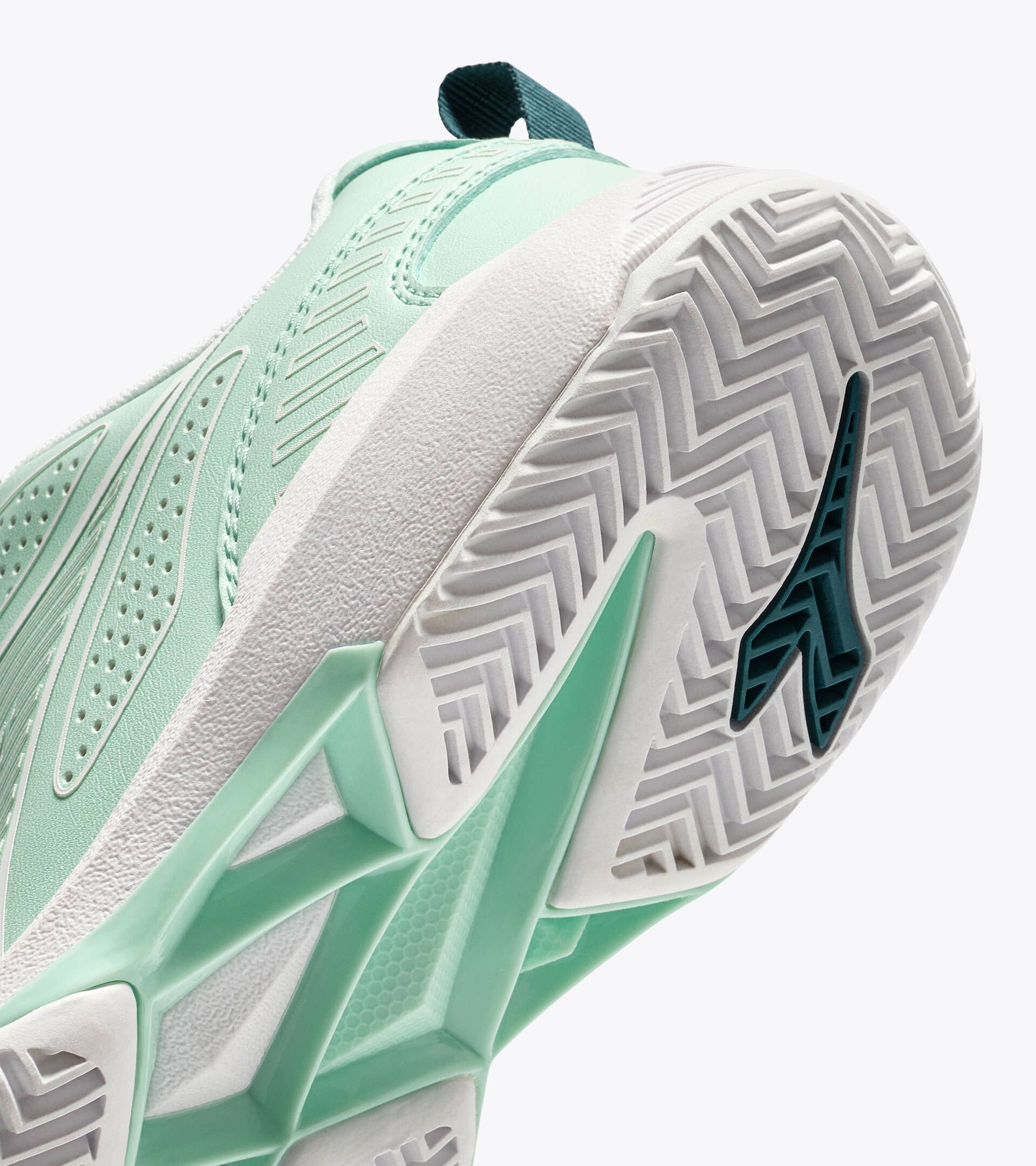 Tennis shoe for clay courts - Fast players - Women&rsquo;s
 S. CHALLENGE 7 W SL CLAY BAY/WHITE - Diadora