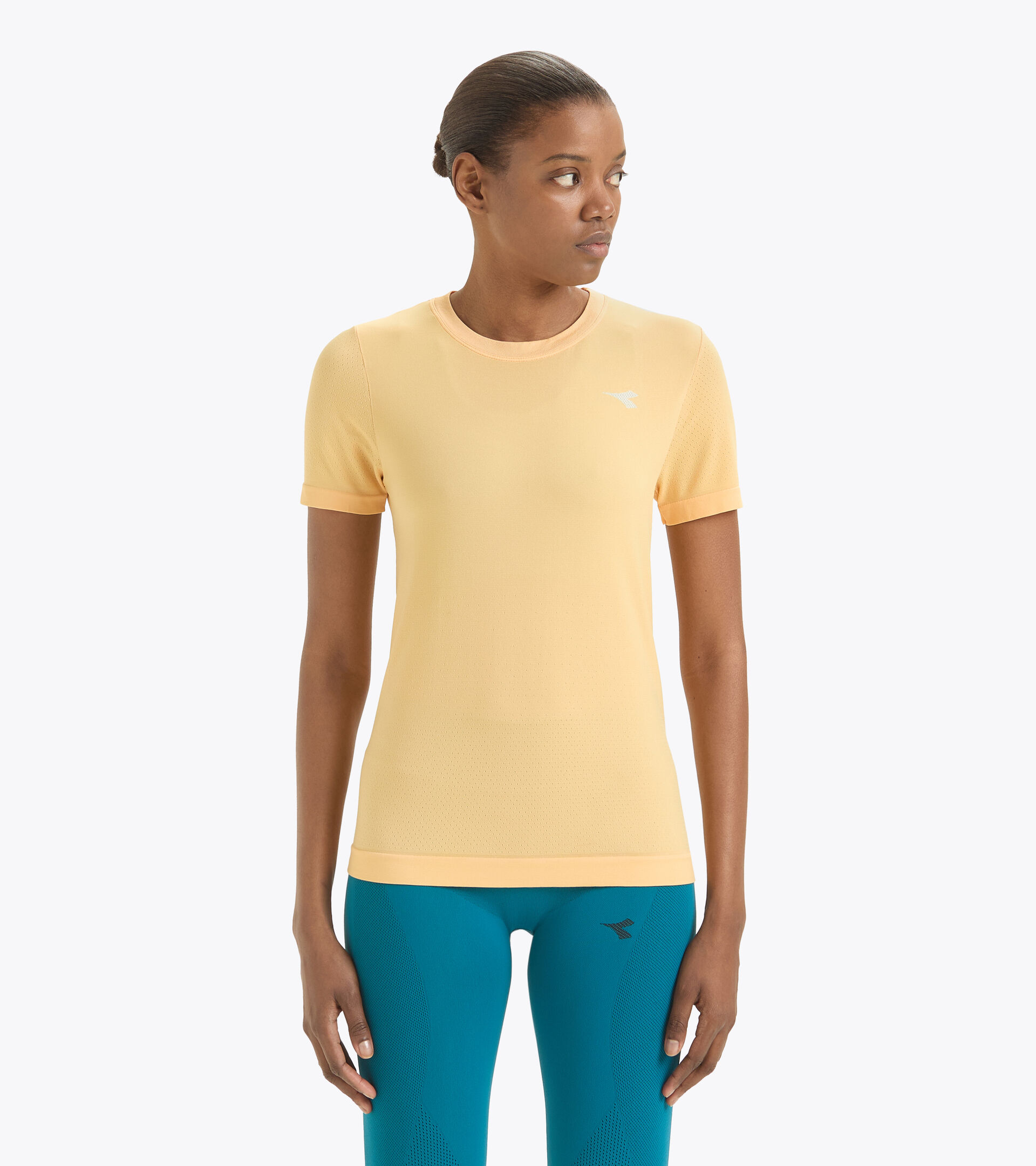 Camiseta de running sin costuras - Made in Italy - Mujer L. SS T-SHIRT SKIN FRIENDLY AMARILLO CALENDULA CLARO - Diadora