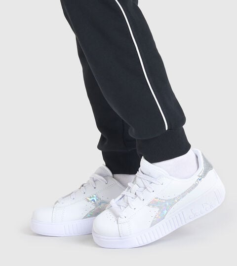 GAME STEP DIAMONDS PS, BLANCO/PLATA (C6103) Zapatilla deportiva - Niños 4-8 años GAME STEP DIAMONDS PS BLANCO/PLATA (C6103) - Diadora