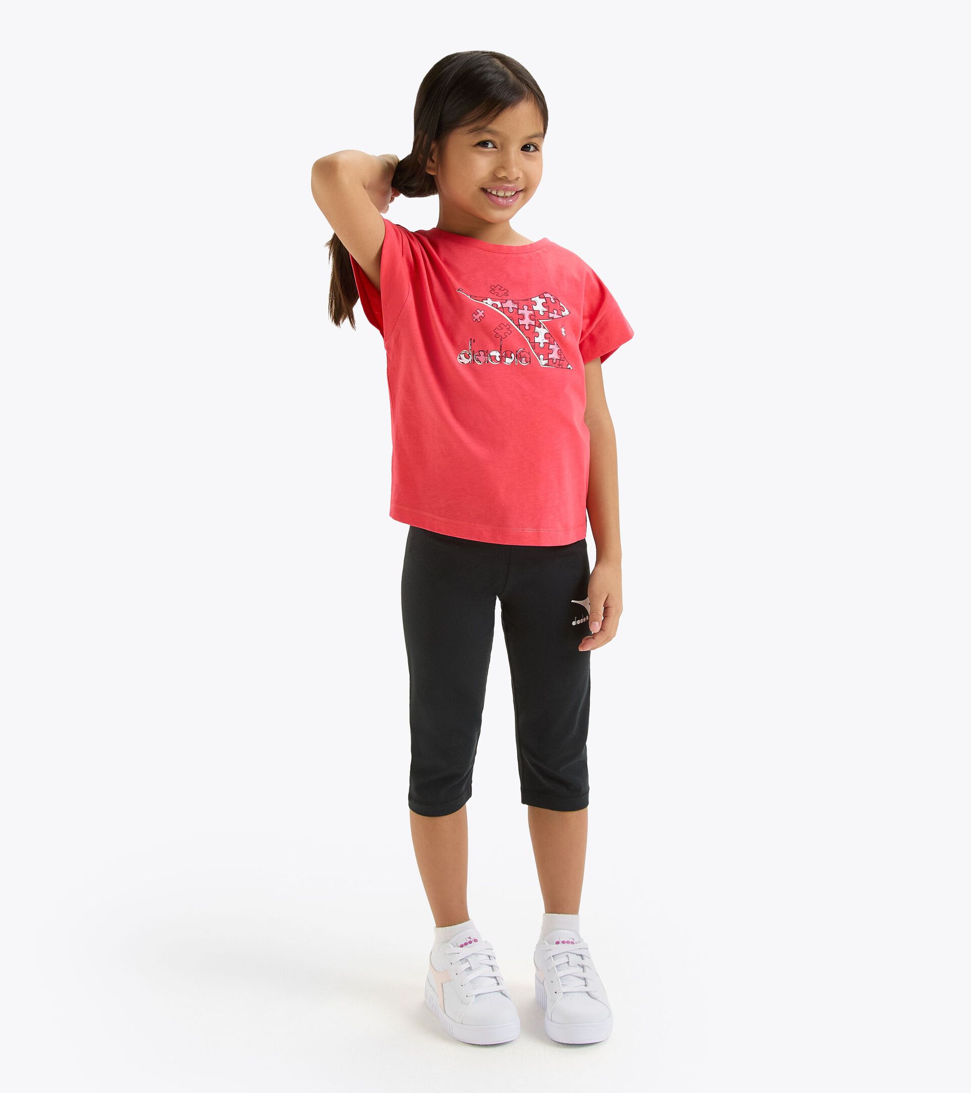 Conjunto deportivo - Camiseta y leggings - Niñas y adolescentes
 JG. SET SS PUZZLES ROJO CAYENA - Diadora