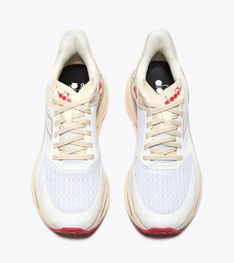 CELLULA W, WHT/WHISPER WHT/CHATEAU GRY Running shoe - Comfort and stability - Women’s
CELLULA W WHT/WHISPER WHT/CHATEAU GRY - Diadora