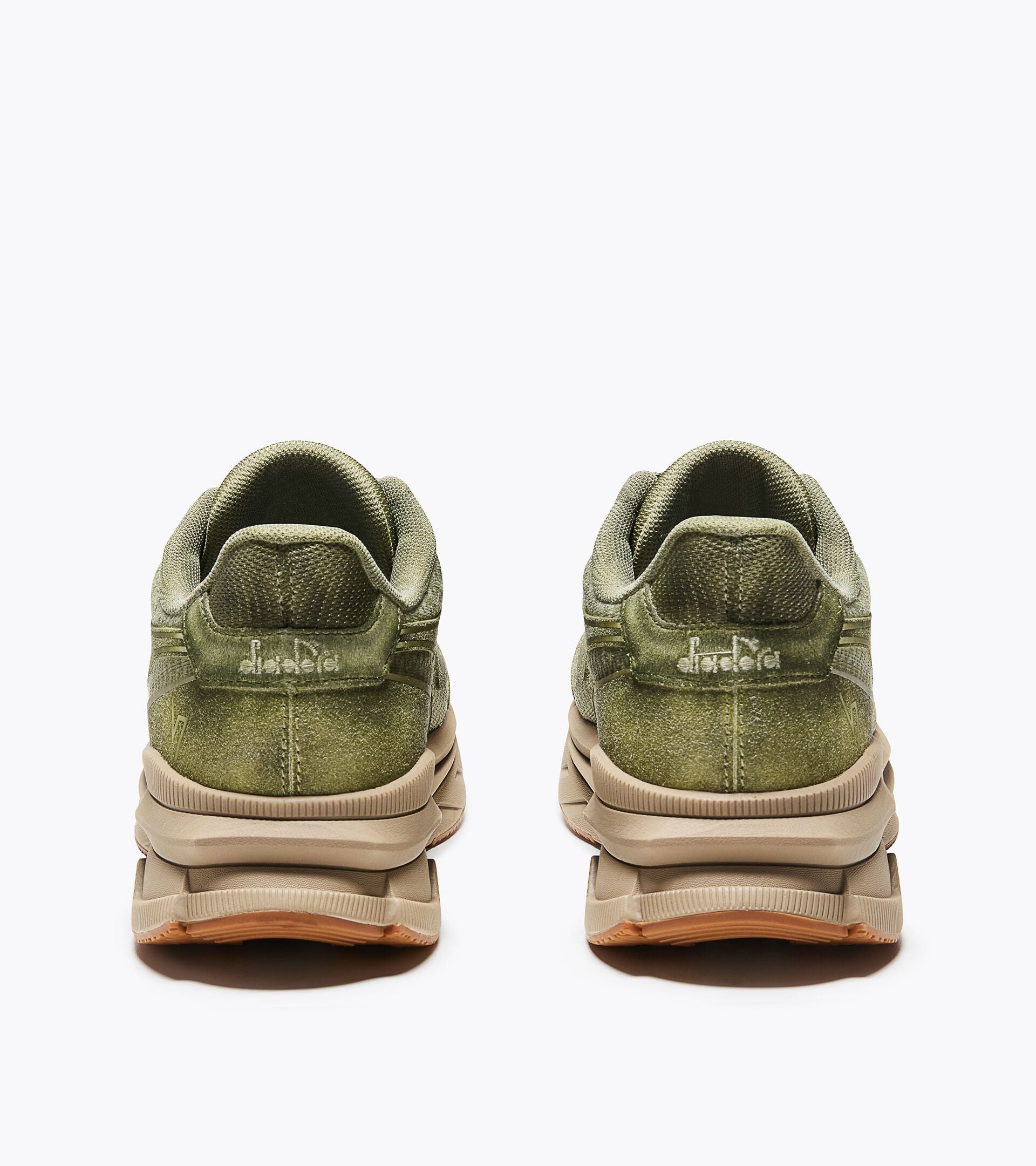 Sportlicher Sneaker - Archivdesign - F&uuml;r alle Geschlechter V7000 DIP DYE SEEROSENBLATT - Diadora
