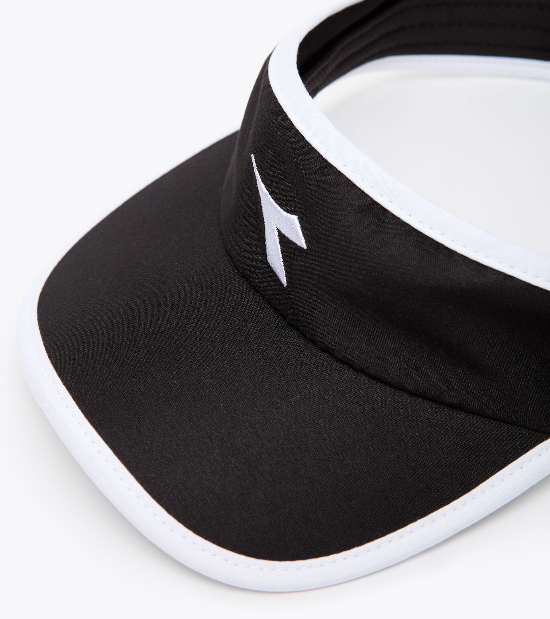 Accessories Sport UNISEX VISOR BLACK/OPTICAL WHITE Diadora