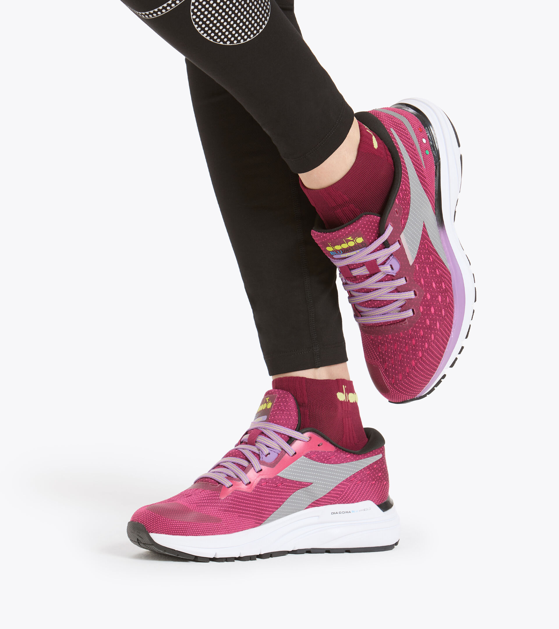 Accessories Sport UNISEX CUSHION QUARTER SOCKS VIOLET RUBINE Diadora