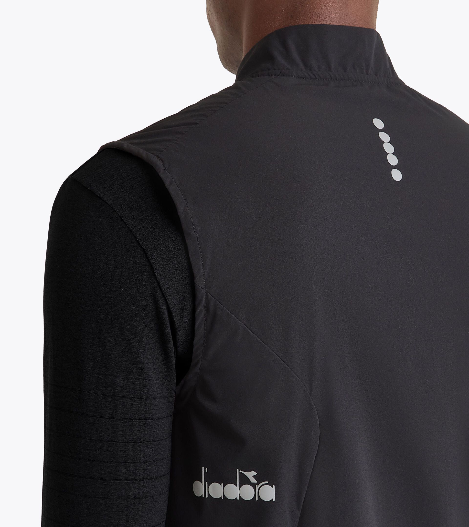 Padded running vest - Winter Protection - Men’s
PADDED VEST WINTER PROTECTION BLACK - Diadora
