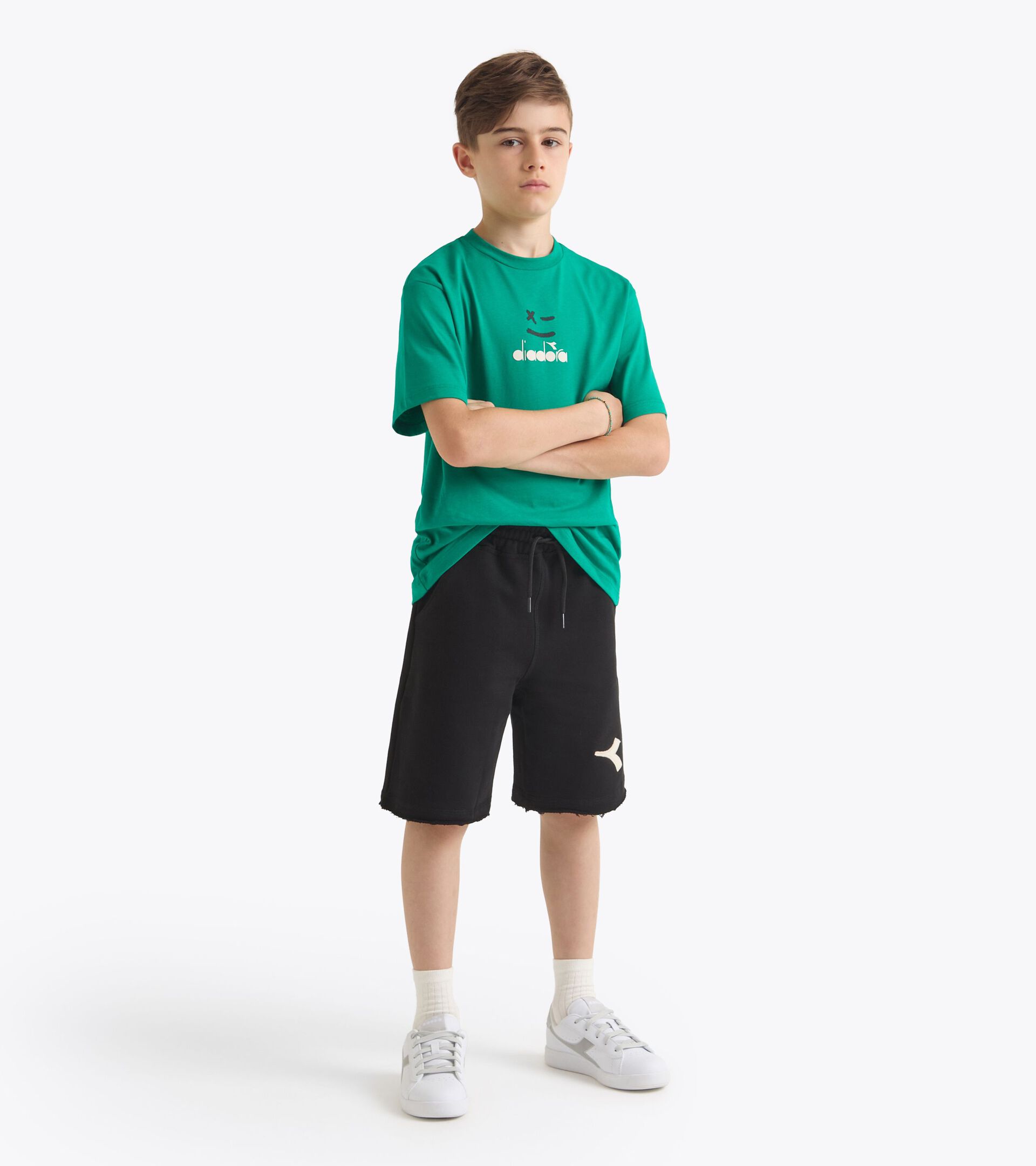 Bermudas - Corte cómodo - Niño
JB. BERMUDA DISTRICT NEGRO - Diadora
