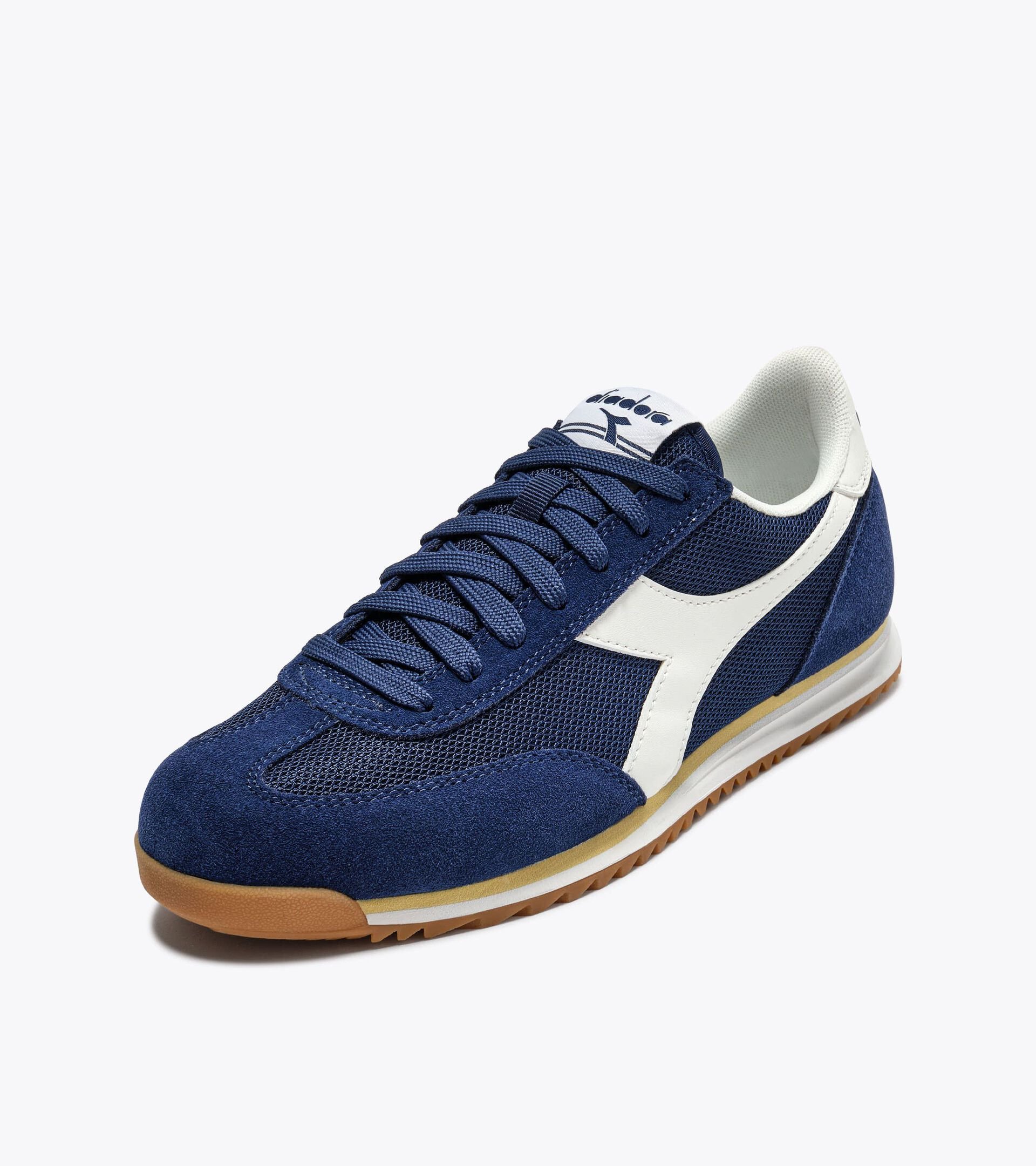 Low-profile suede sneaker - All-gender CROSS SALTIRE NAVY - Diadora