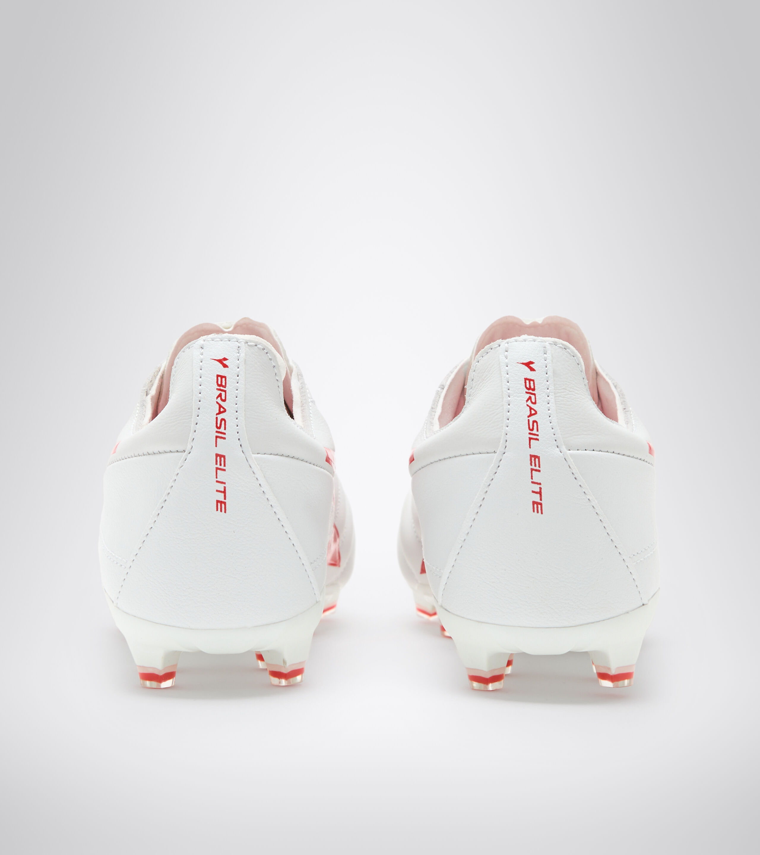 Diadora men's outlet soccer cleats