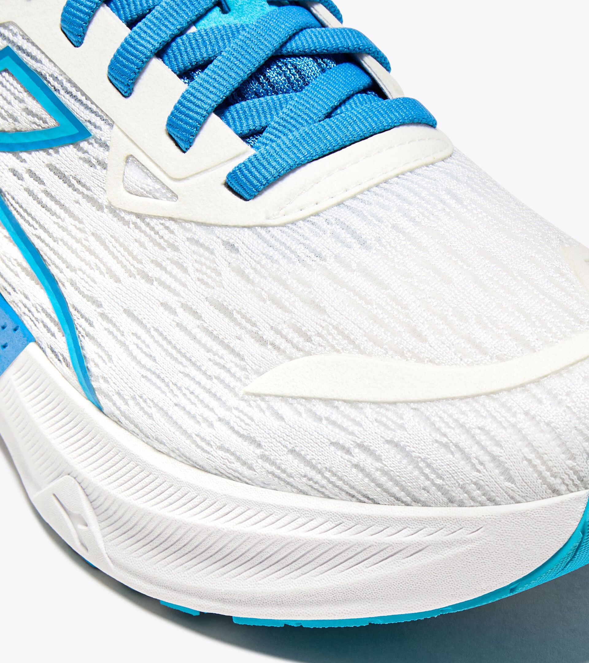 Running shoe - Stability and lightness - Donna NUCLEO 2 Y WHITE/FRENCH BLUE/AQUARIUS - Diadora