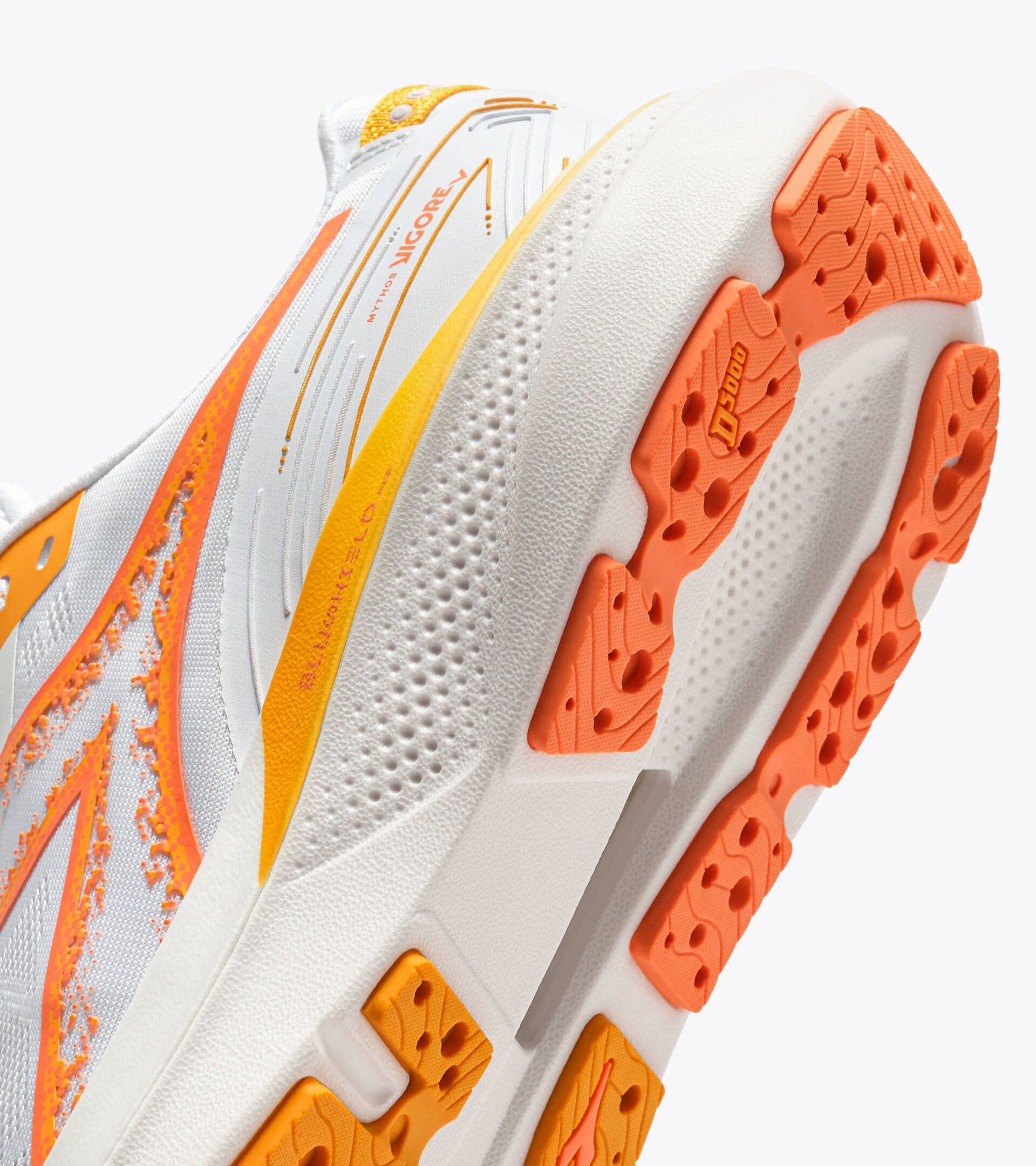 Laufschuh - Stabilit&auml;t und Schutz - Herren
 MYTHOS BLUSHIELD VIGORE V WEISS/ORANGE NEKTARINE - Diadora