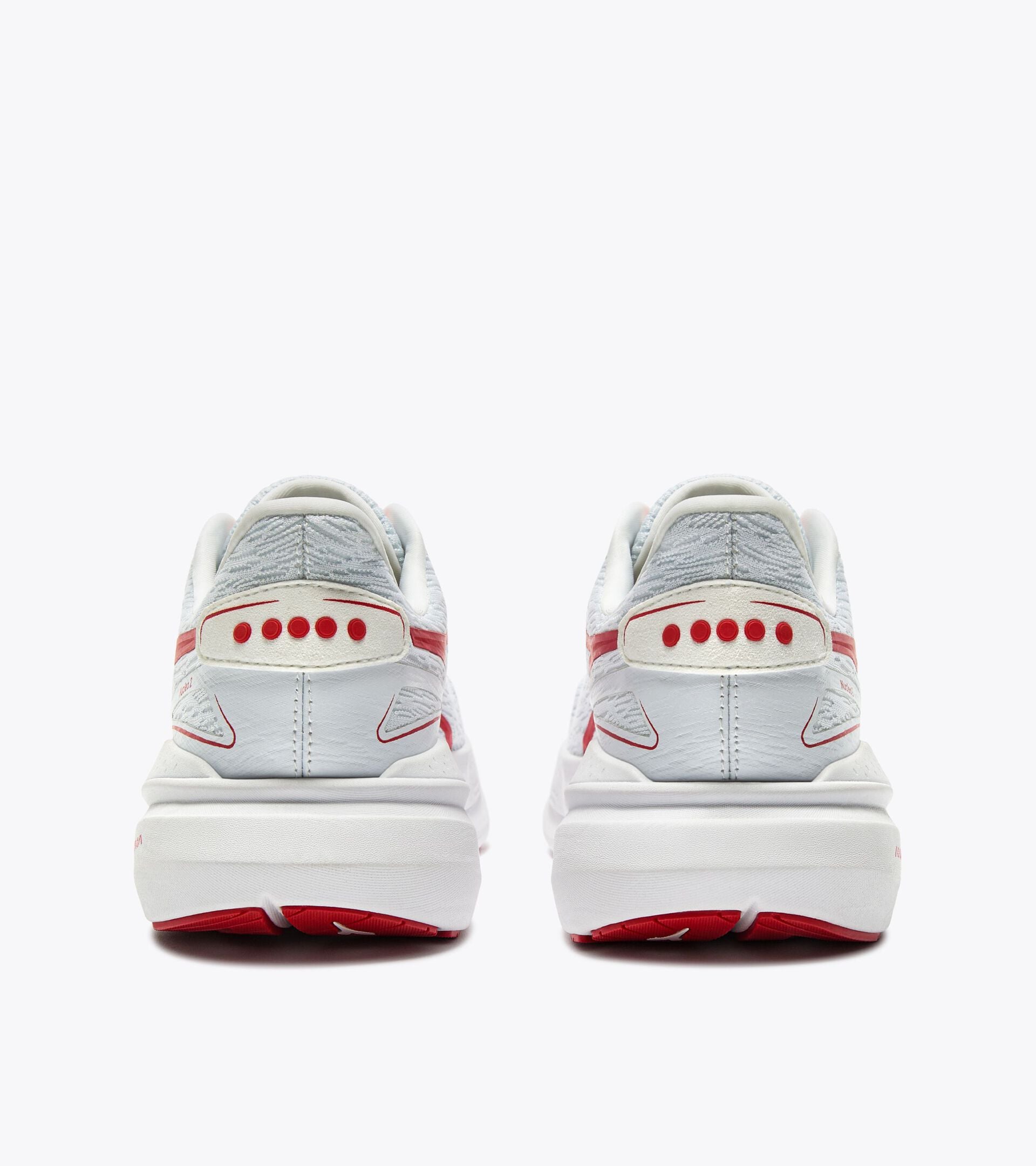 Running shoe - Comfort and stability - Women&rsquo;s NUCLEO 2 W WHITE/FIERY RED - Diadora