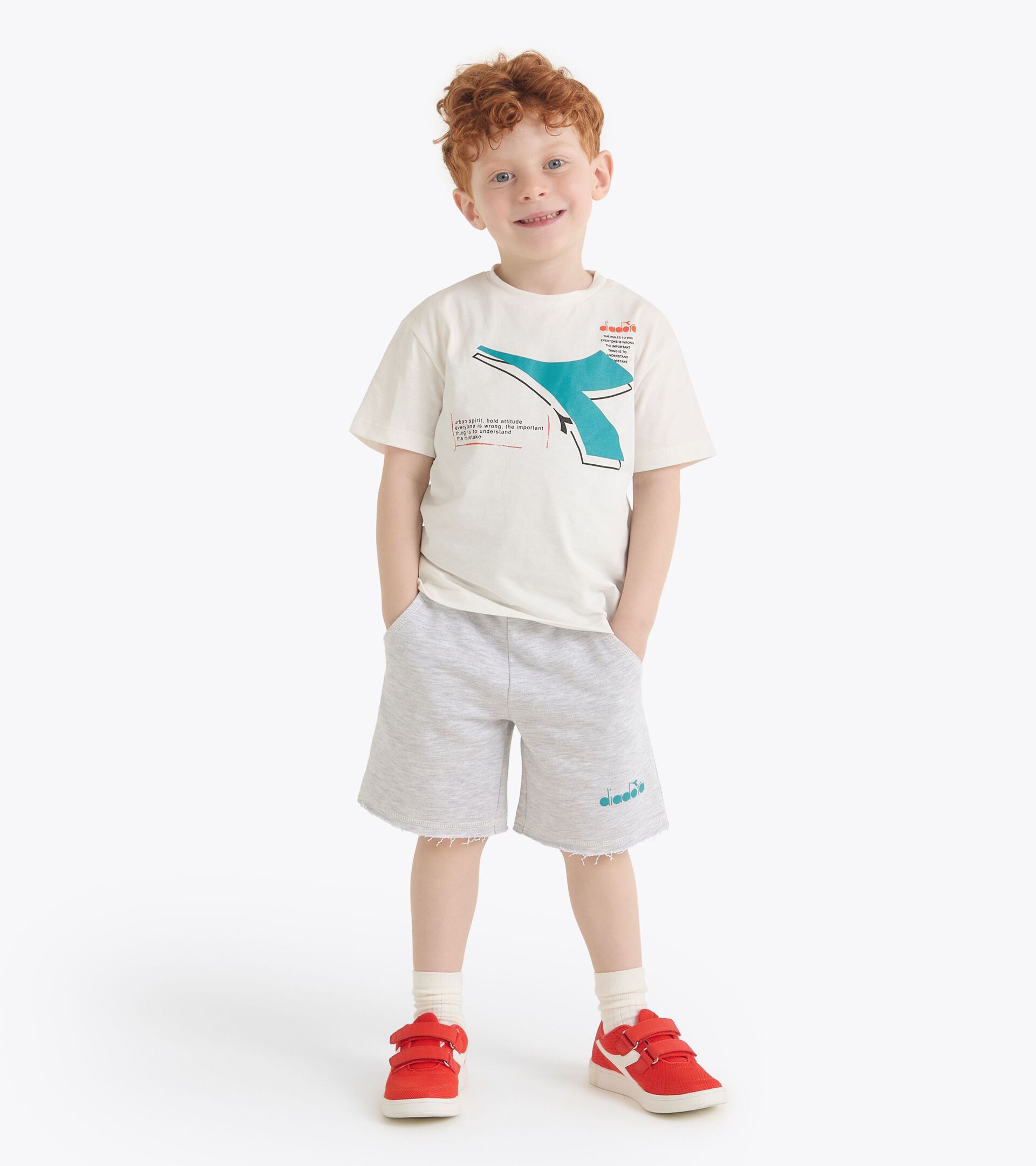 Conjunto - Corte cómodo - Niño JB. SET DISTRICT TD OFF WHITE /MELANGE GRAY - Diadora