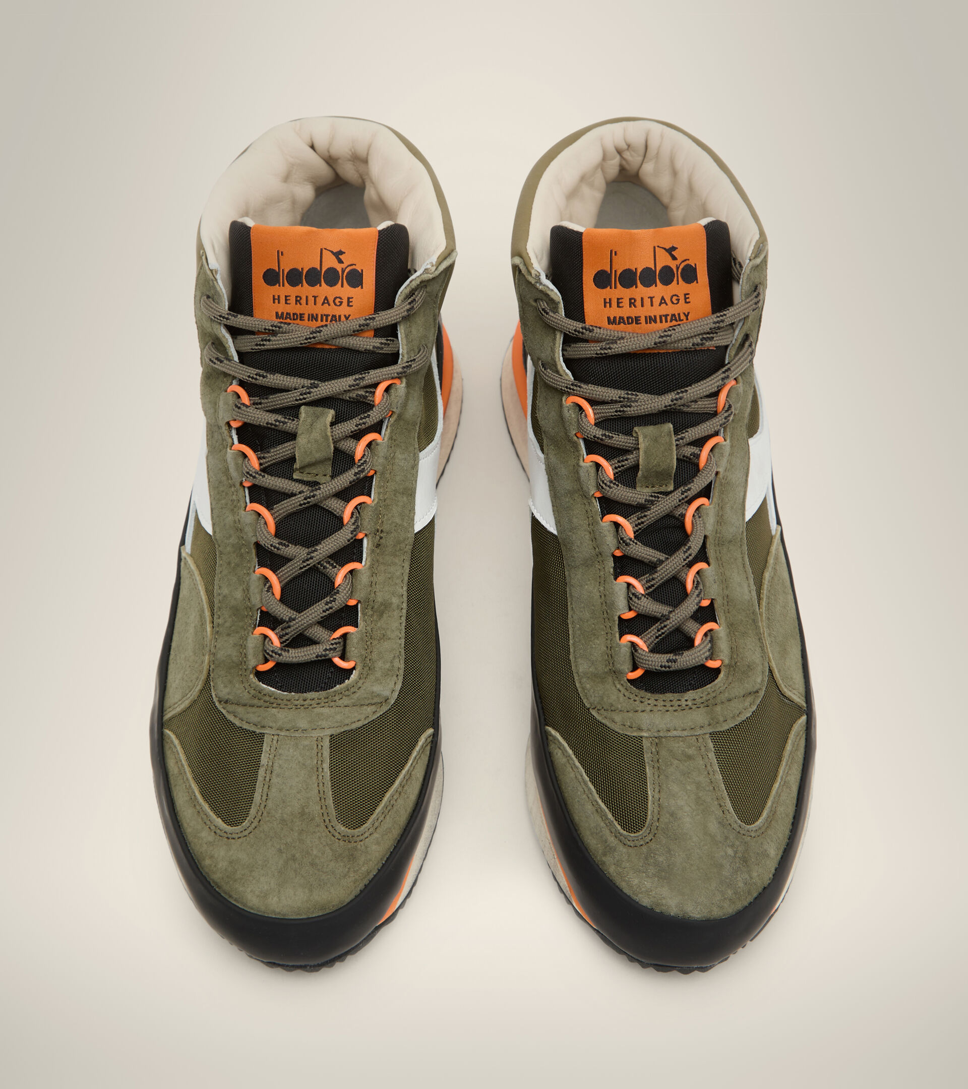 Footwear Heritage UNISEX EQUIPE MID MAD ITALIA NUBUCK SW OLIVINO Diadora