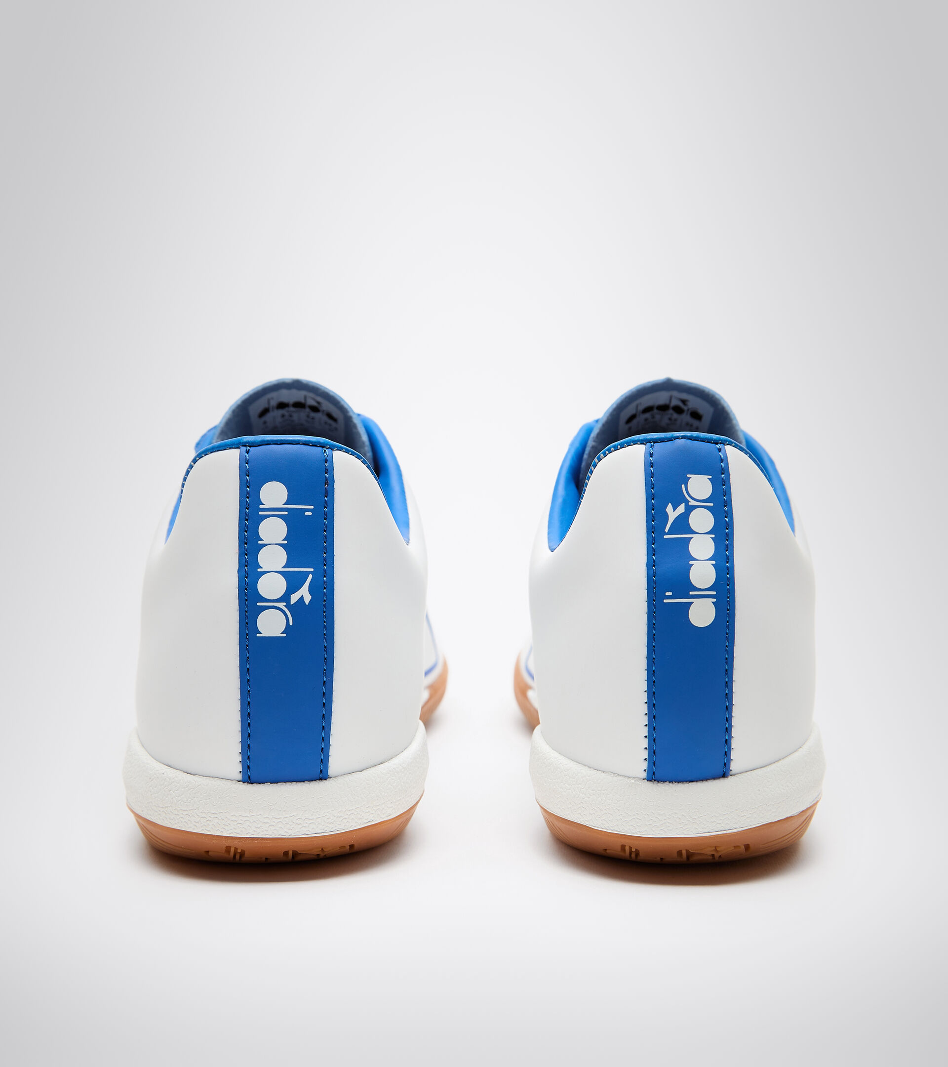 Indoor and parquet court futsal boots PICHICHI 4 IDR WHITE/ROYAL BLUE - Diadora