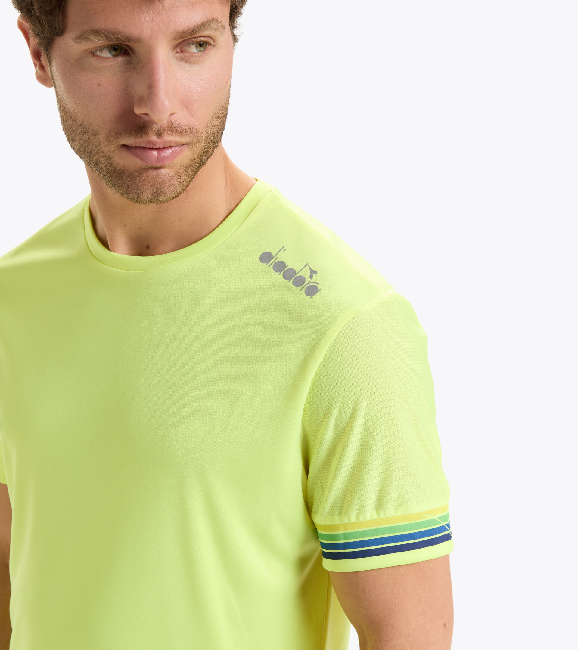 T-shirt da running a manica corta - Uomo SS CORE TEE GIALLO NEON - Diadora