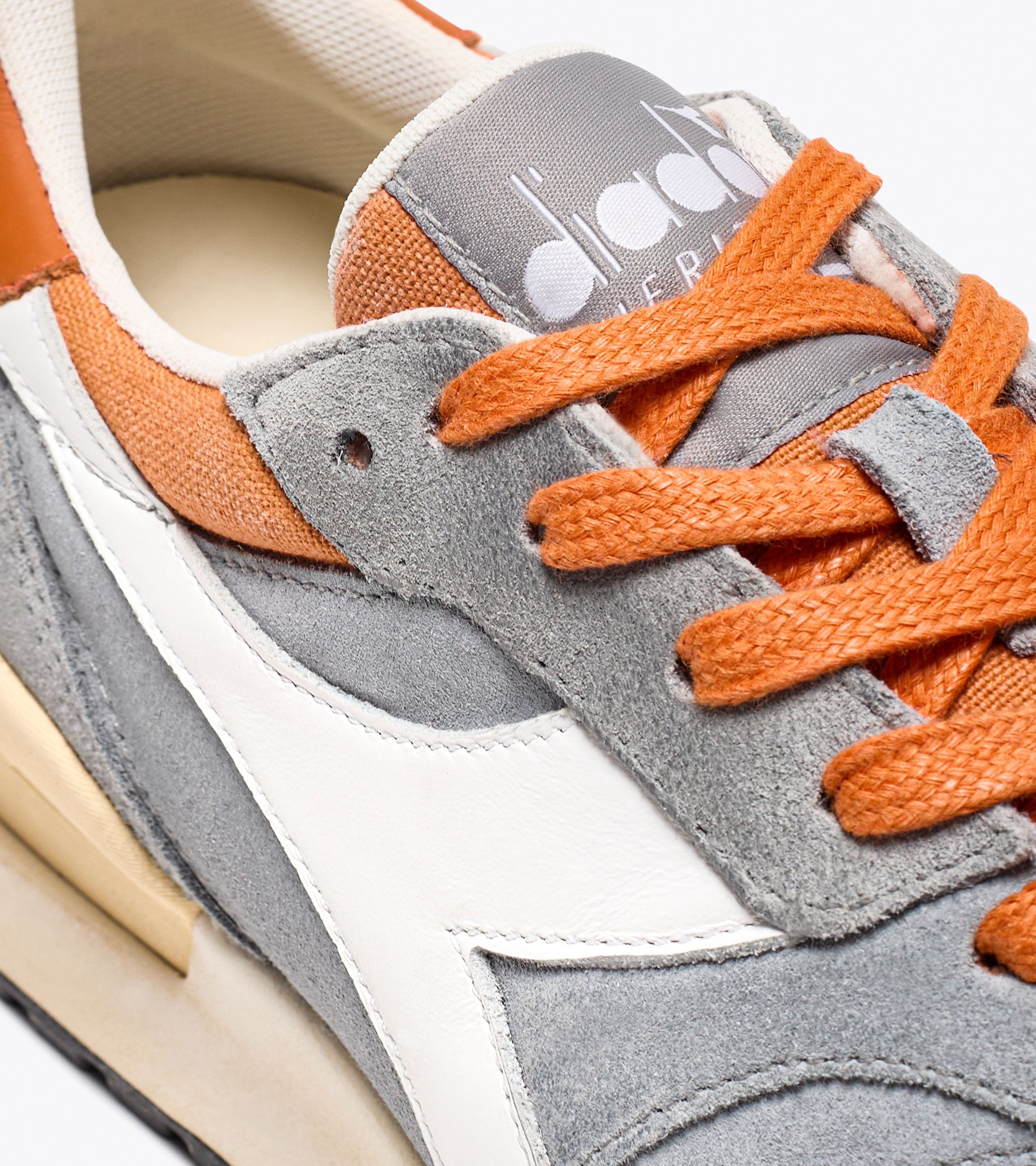 Diadora shop heritage sw