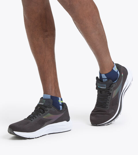 CUSHION QUARTER SOCKS, NEGRO IRIS Calcetines de Running - Unisex CUSHION QUARTER SOCKS NEGRO IRIS - Diadora