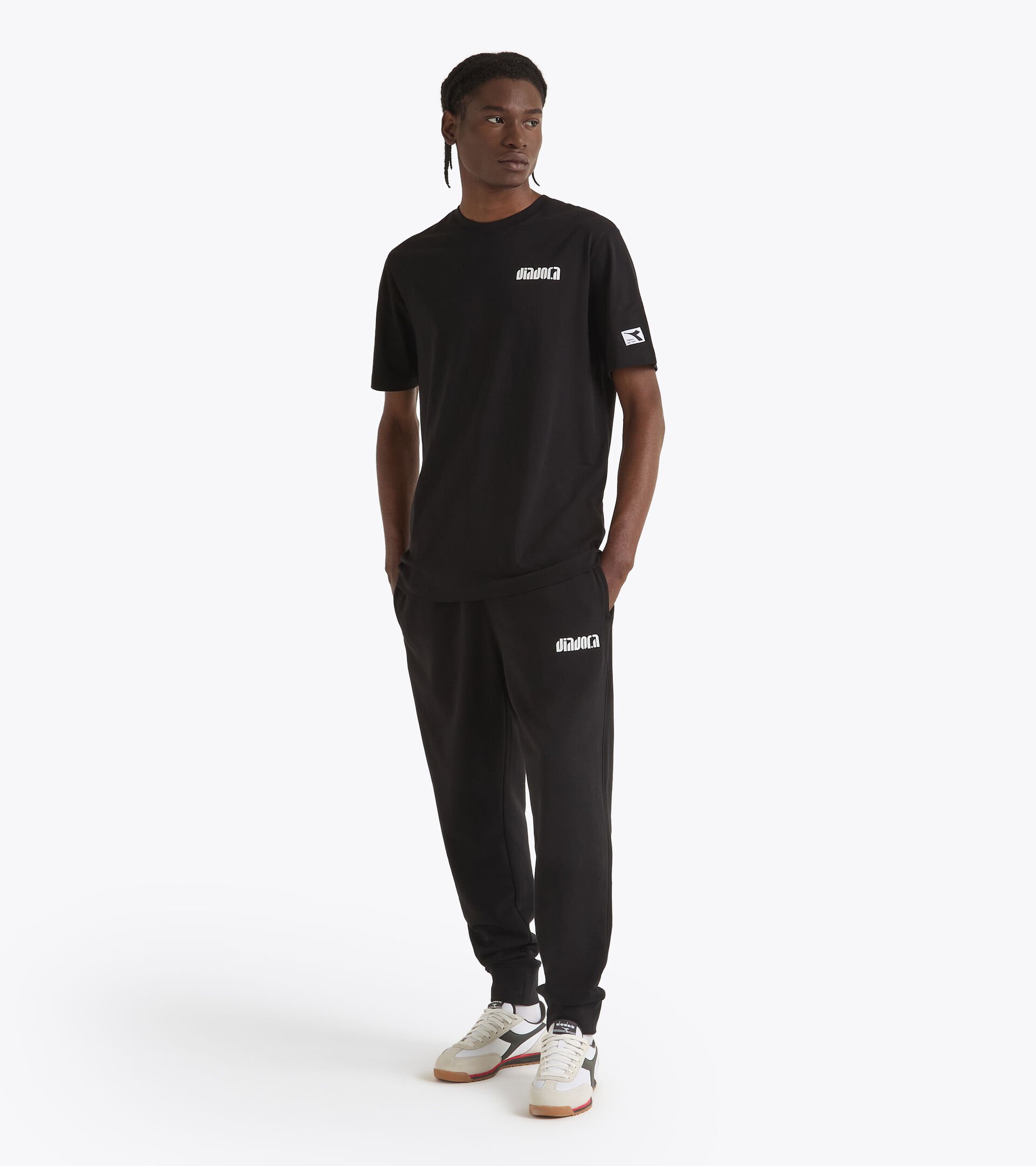 Cotton t-shirt - All-gender T-SHIRT SS ATHL. LOGO SL BLACK - Diadora