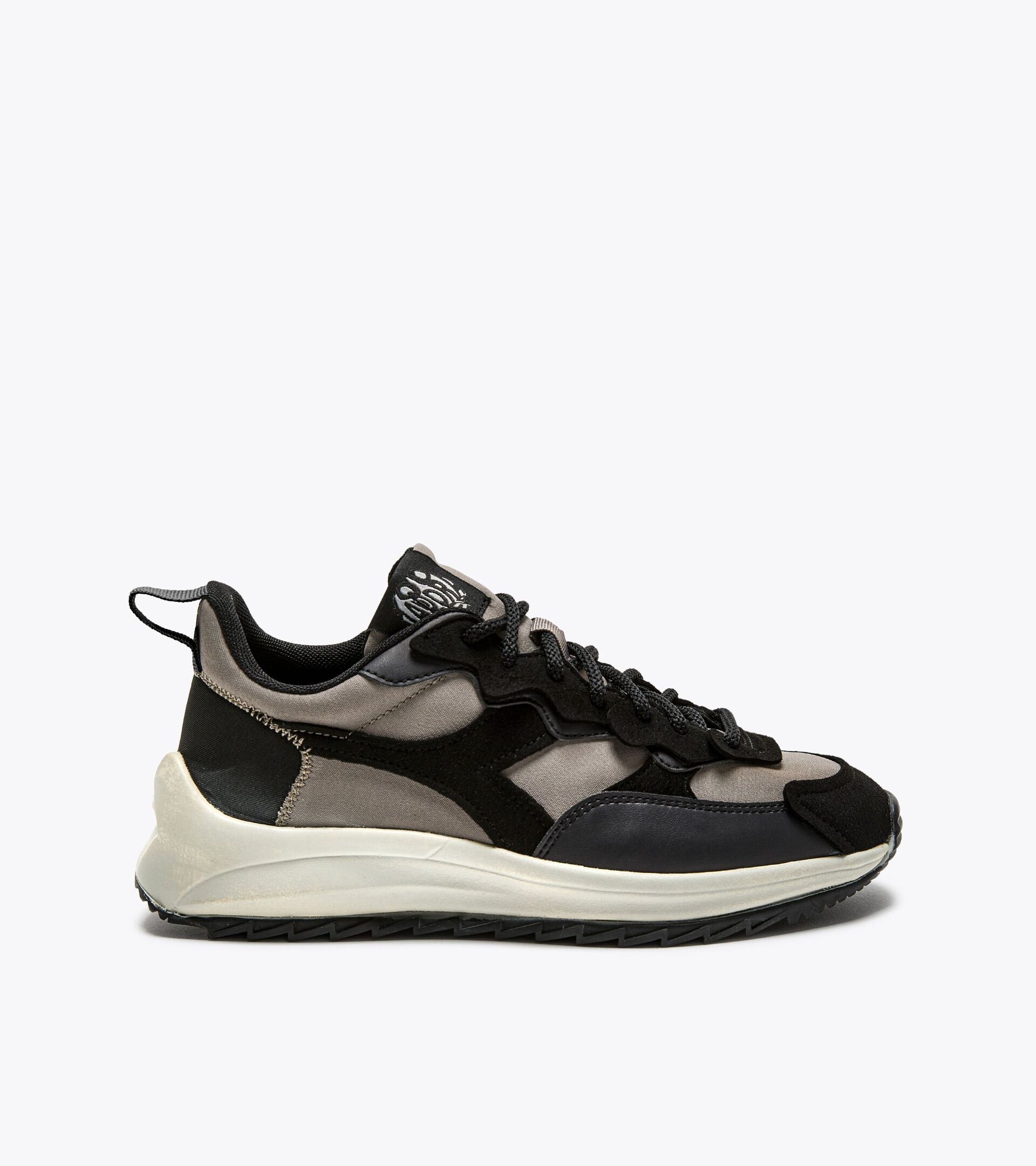 Sporty sneakers - Women JOLLY DUNES BLACK/BLACK - Diadora