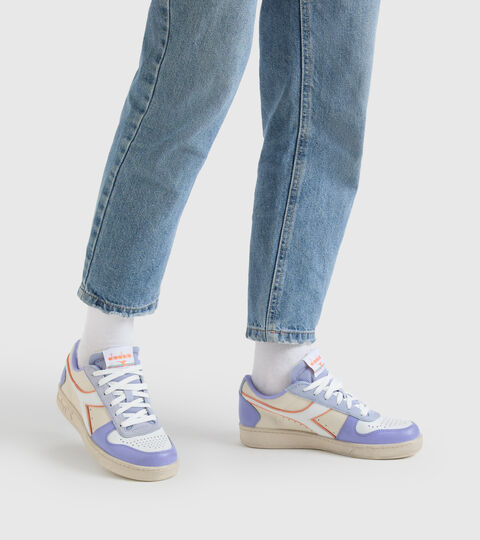MAGIC BASKET LOW ICONA WN, JACARANDA/COSMIC SKY Sports shoes - Women MAGIC BASKET LOW ICONA WN JACARANDA/COSMIC SKY - Diadora
