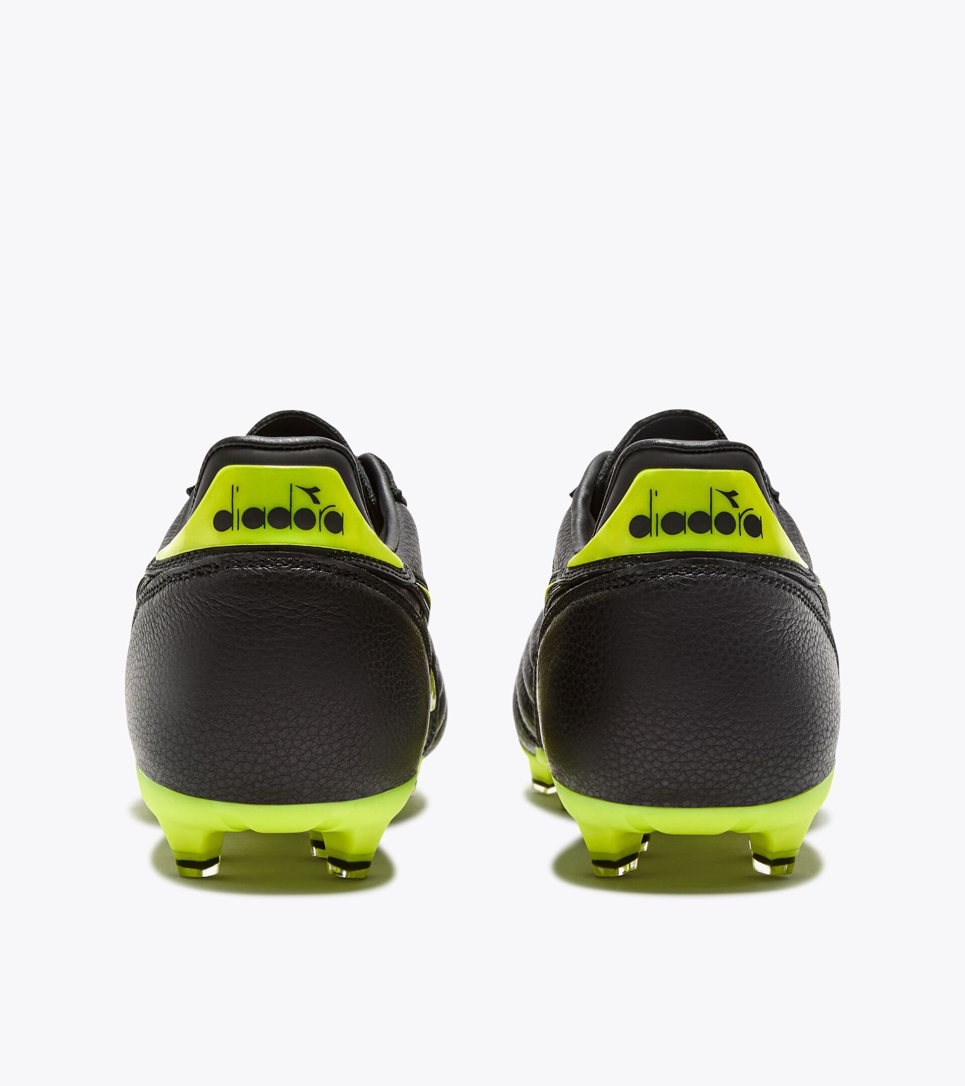 Chaussures de football en cuir pour terrains compacts - Pour tous les genres BRASIL ICON LT+ LP12 NOIR/JAUNE FLUO DIA - Diadora