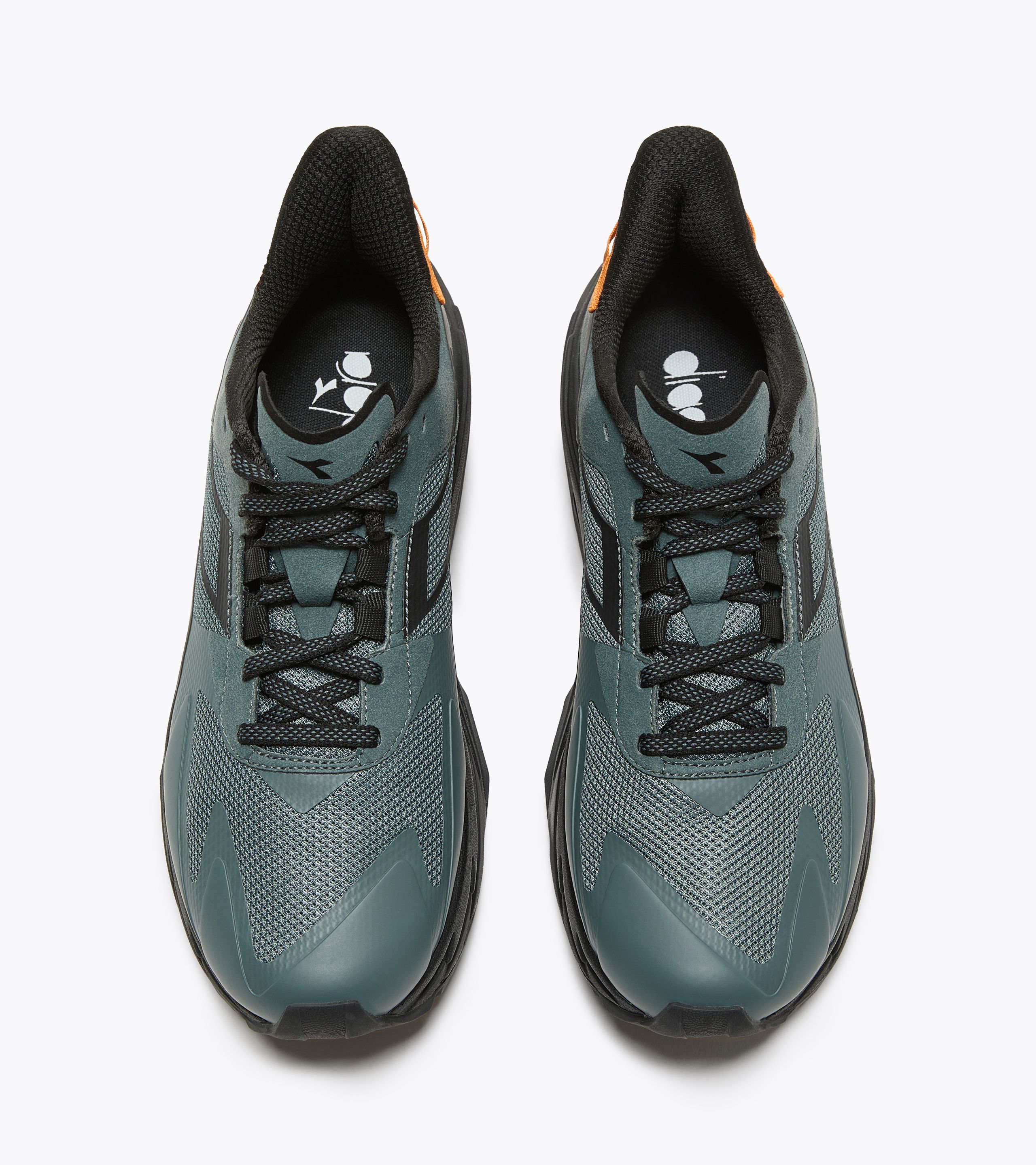 Diadora trail sale running shoes