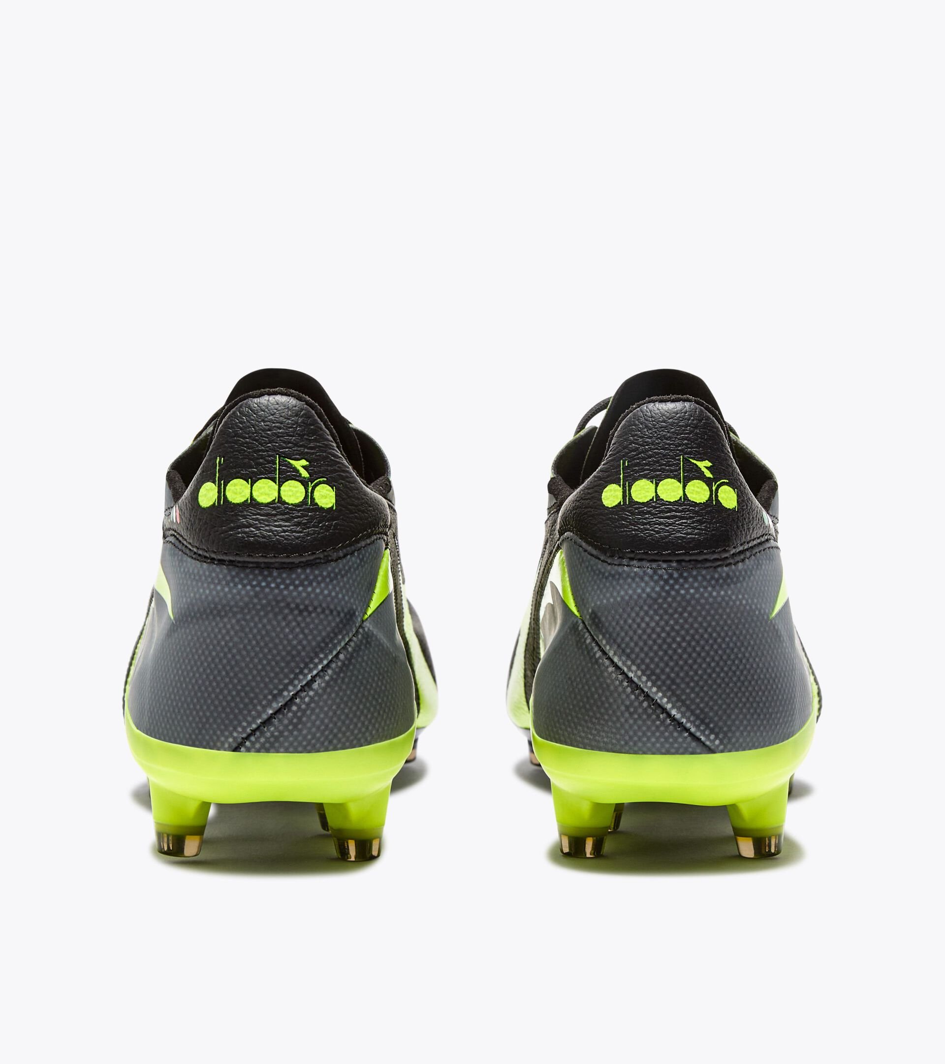 Chaussures de football en cuir pour terrains compacts - Made in Italy - Pour tous les genres MAXIMUS ICON SUPERVELOCE ITA SLX NOIR/JAUNE FLUO DIA - Diadora