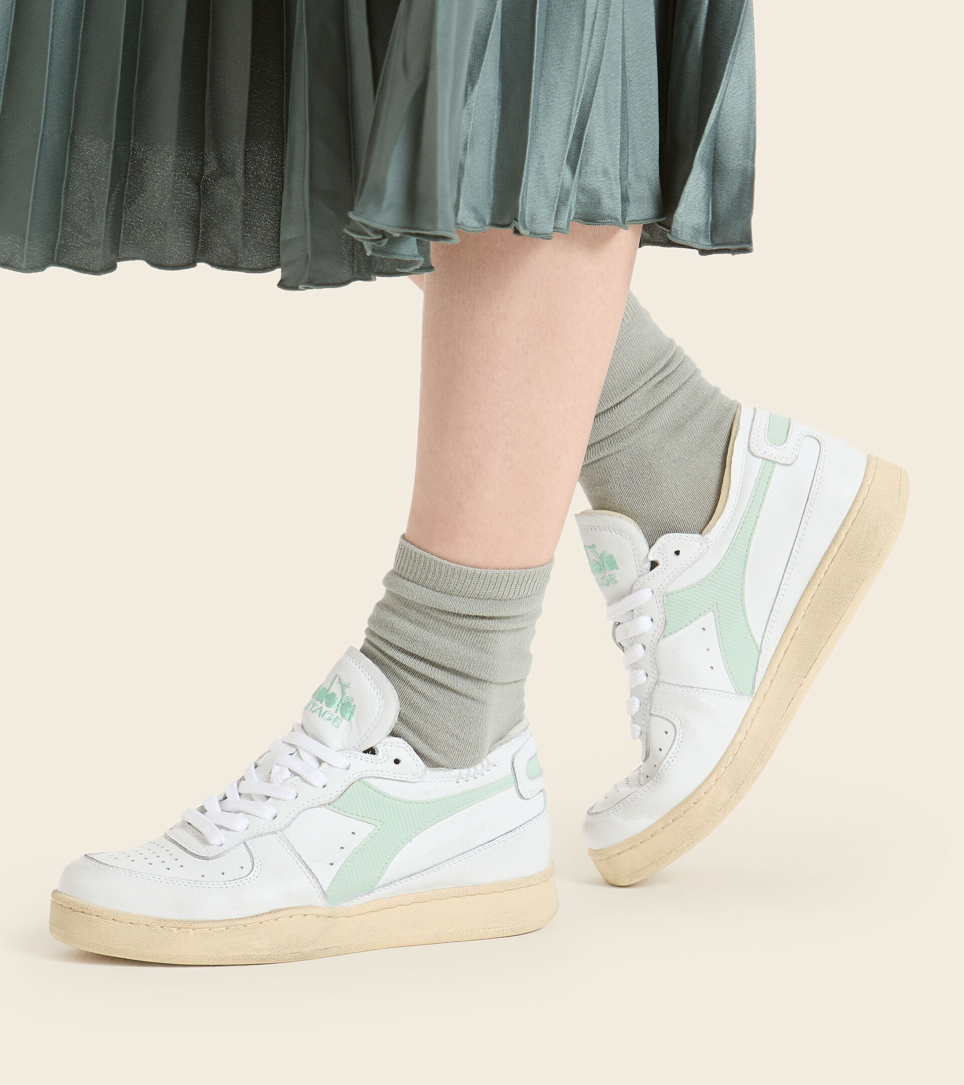 Footwear Heritage UNISEX MI BASKET ROW CUT WHITE/SMOKE GREEN Diadora