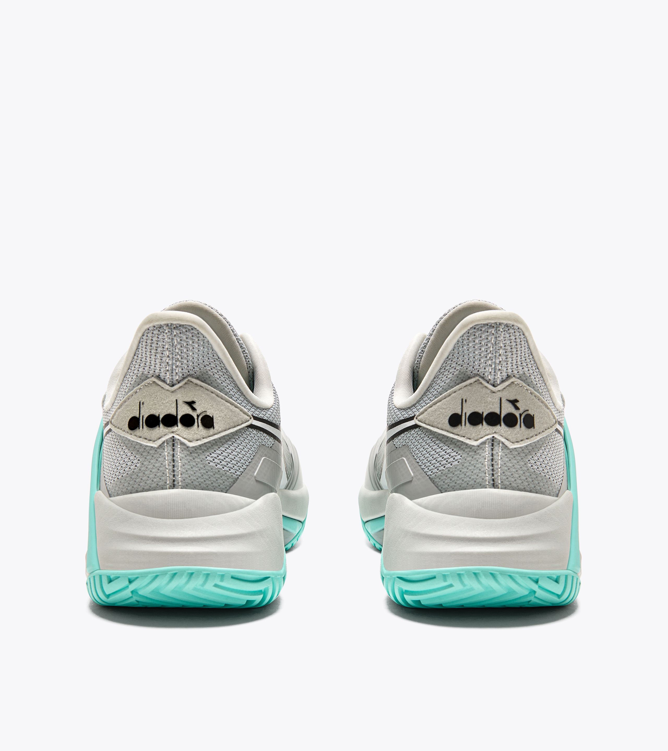 Asics diadora on sale