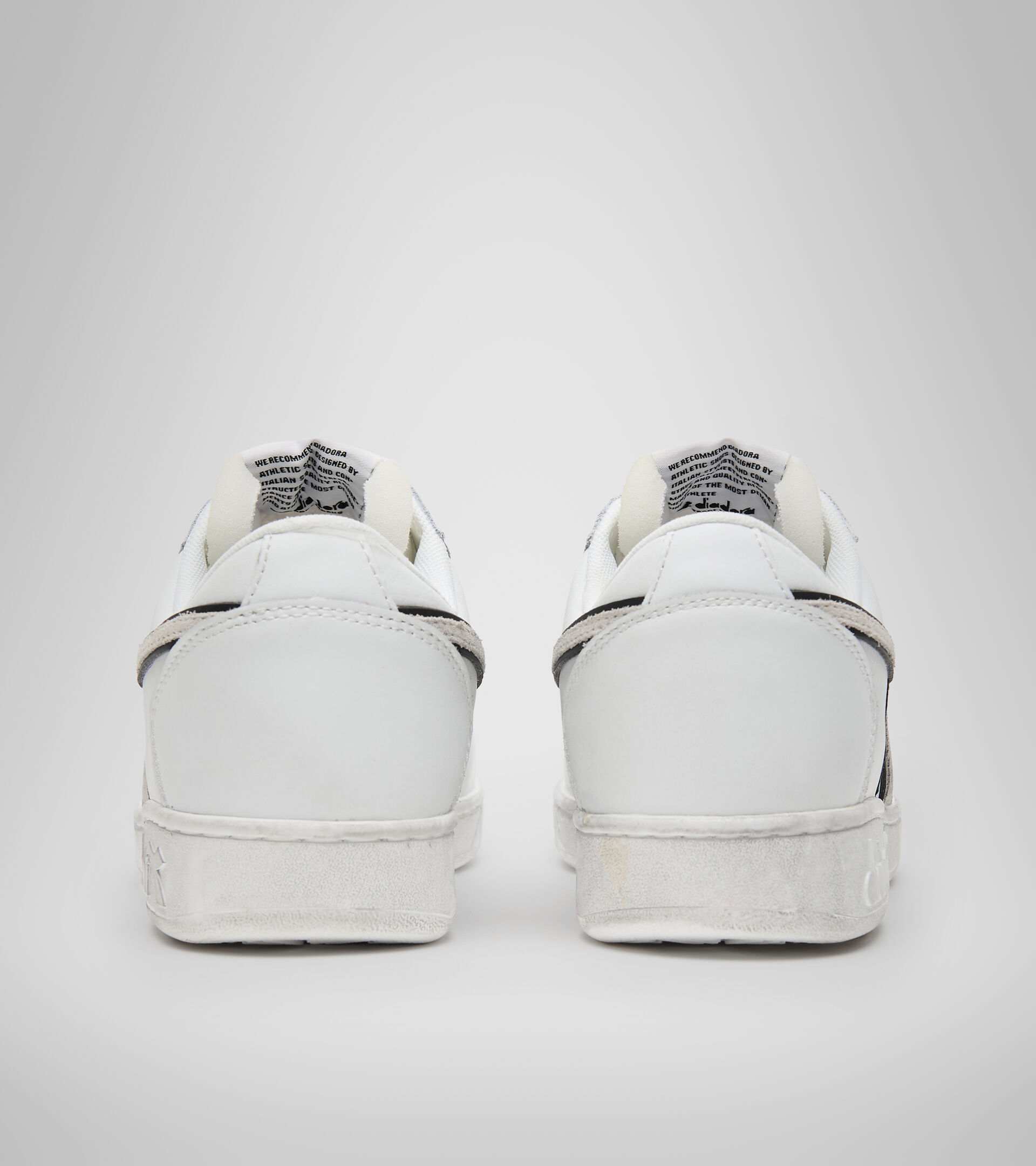 Sports shoe - Unisex MAGIC BASKET LOW ICONA LEATHER WHITE - Diadora