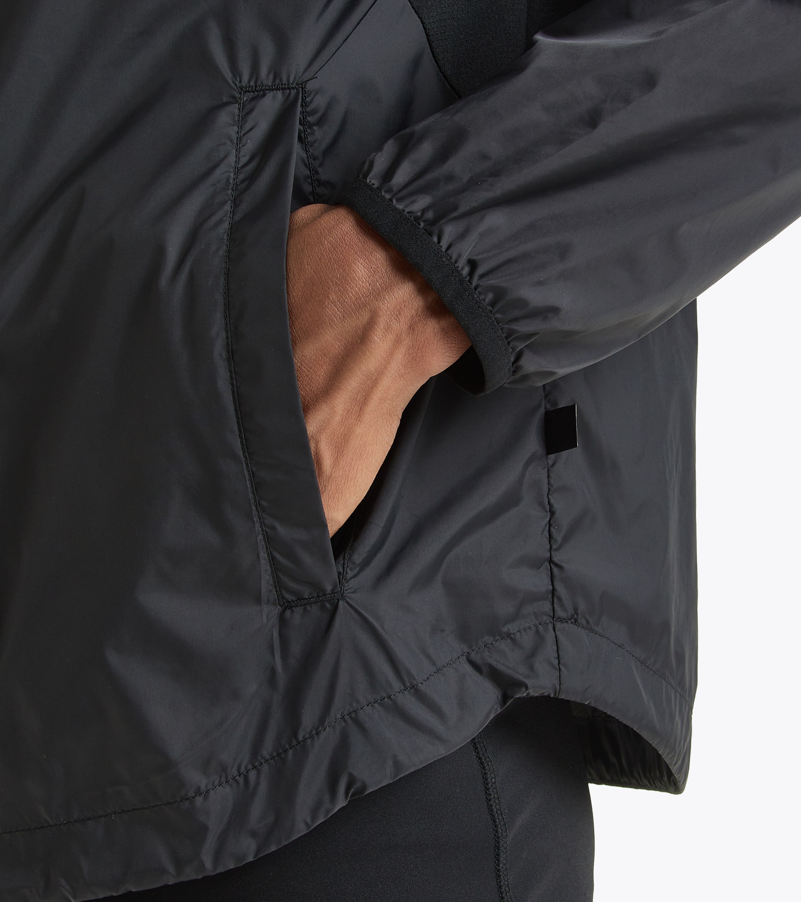 Diadora wind best sale jacket