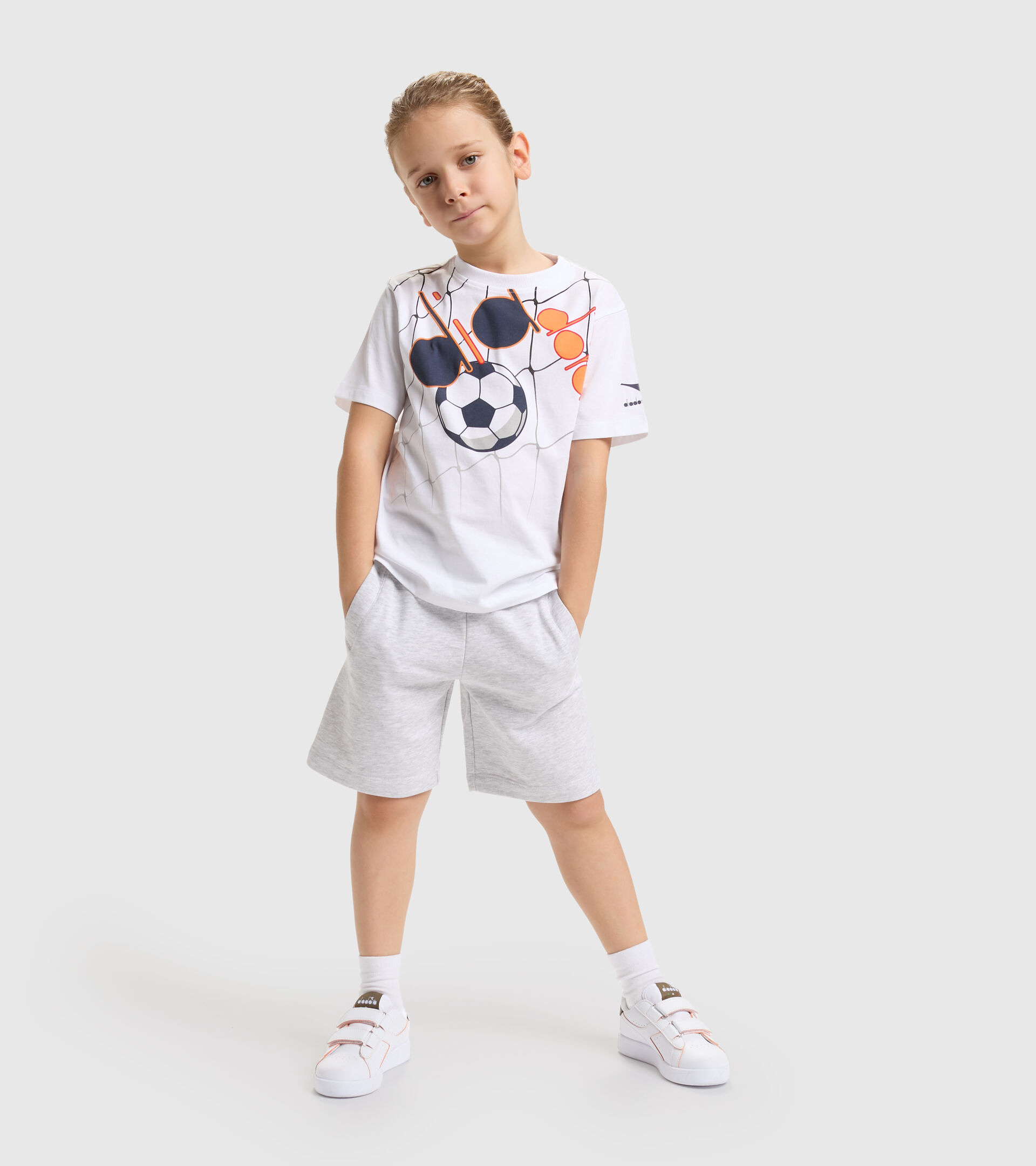 Sports shorts - Boys JB.BERMUDA DIADORA FC SUPER WHITE/LIGHT GRAY MELANGE - Diadora