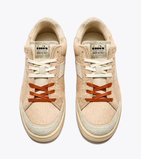 PRESTIGE LUX ITALIA, BLANCO MURMURAR Zapatilla Heritage de piel - Made in Italy - Para todos los géneros PRESTIGE LUX ITALIA BLANCO MURMURAR - Diadora