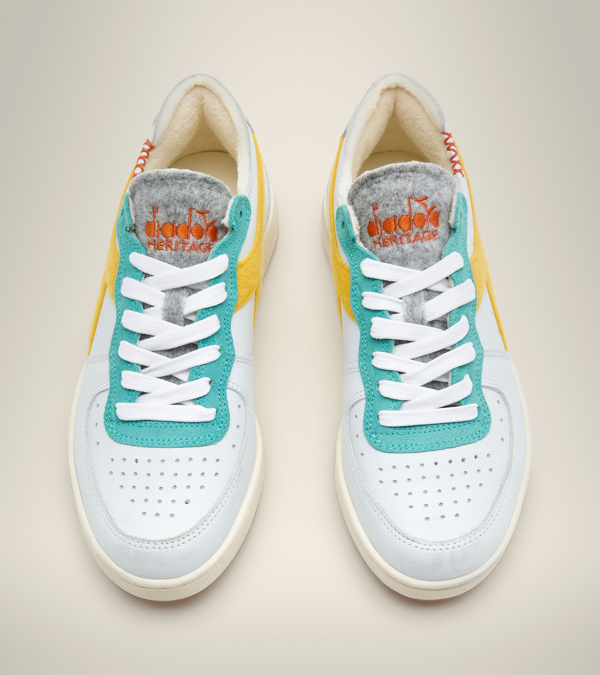 Scarpa Heritage - Unisex MI BASKET ROW CUT TENNIS BIANCO/GIALLO TUORLO - Diadora