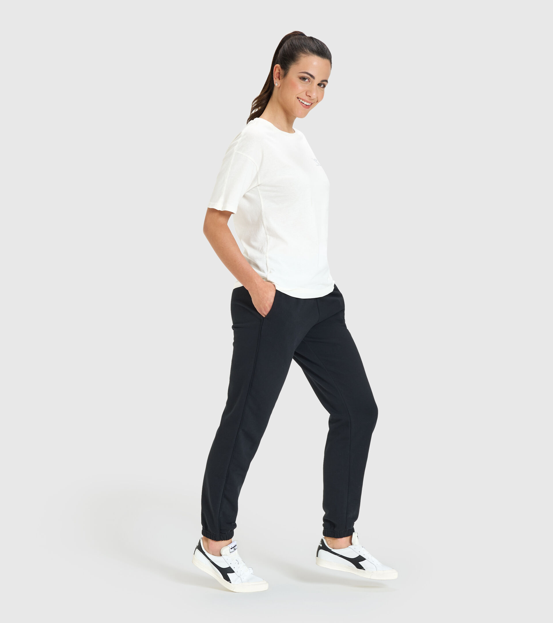 Sports trousers - Women L.PANTS CUFF CORE BLACK - Diadora