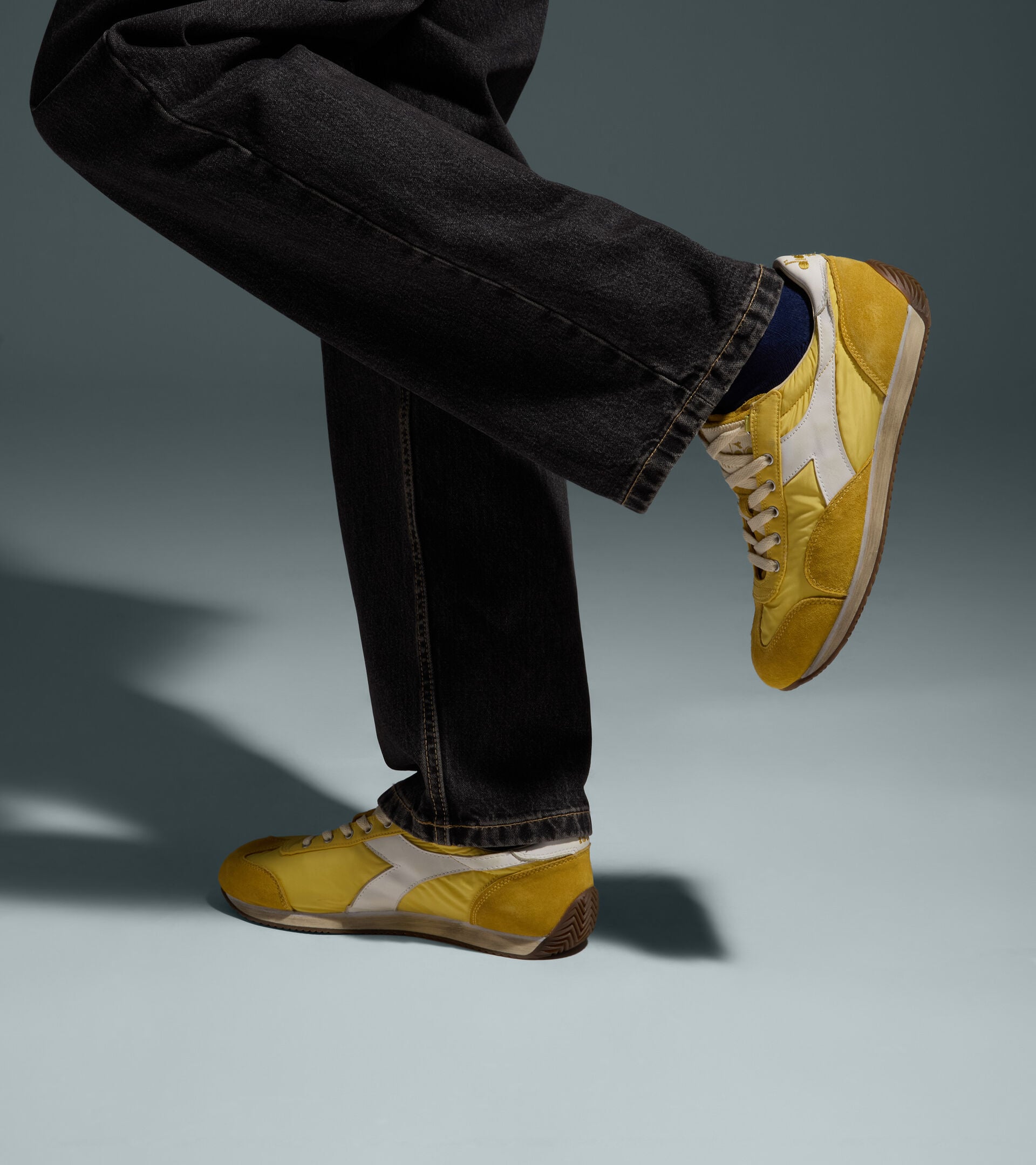 Heritage Sneaker - All-gender EQUIPE VELA SW SAUTERNE/WHITE - Diadora