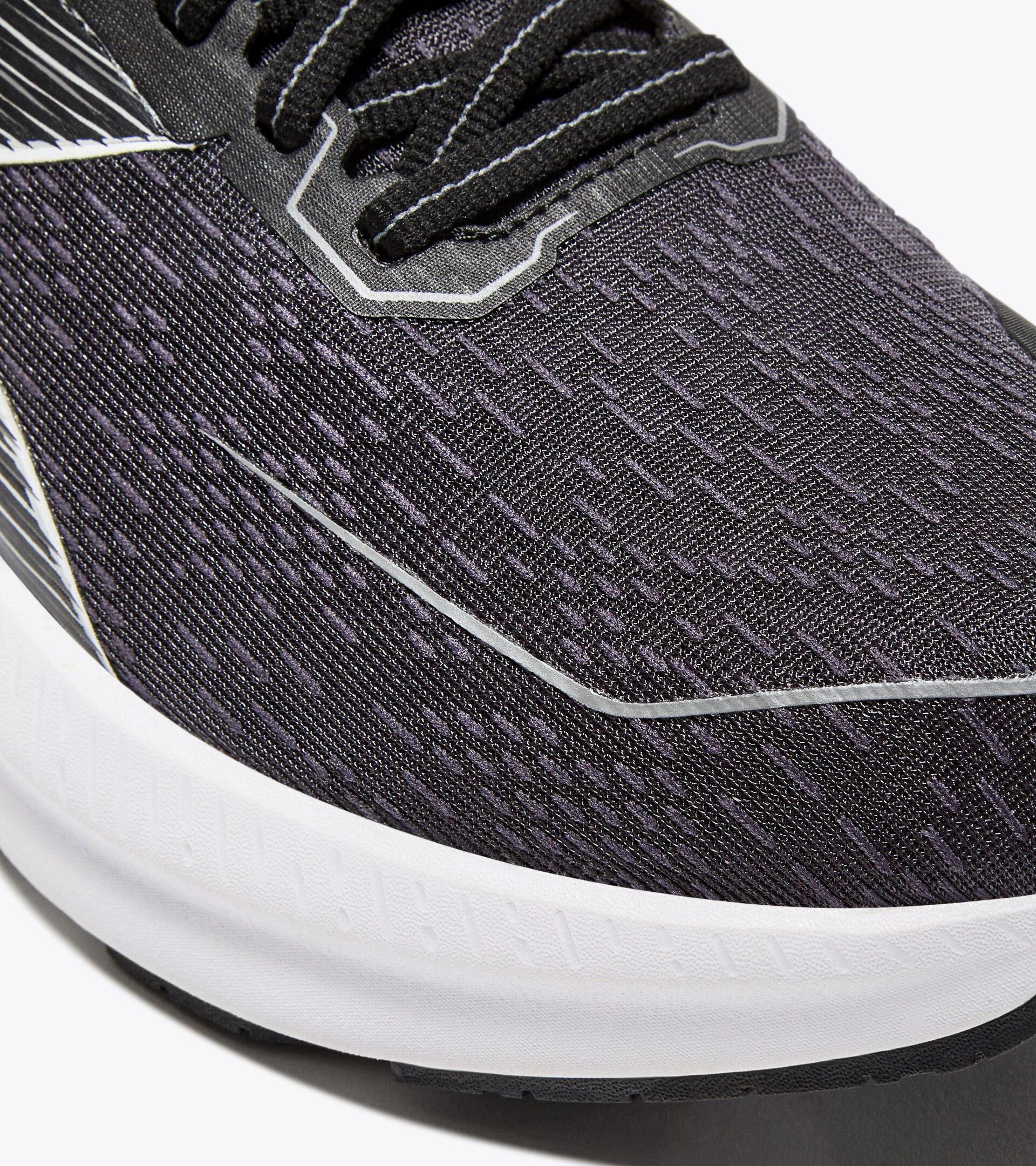 Laufschuh - Stabilität und Leichtigkeit - Damen MYTHOS BLUSHIELD VOLO 5 W SCHWARZ/WIESS - Diadora