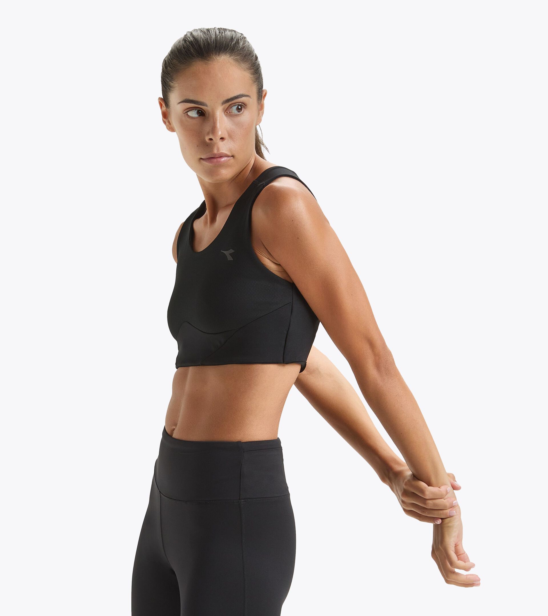 Soutien-gorge de sport - Femme L. MEDIUM BRA RUN CREW NOIR - Diadora