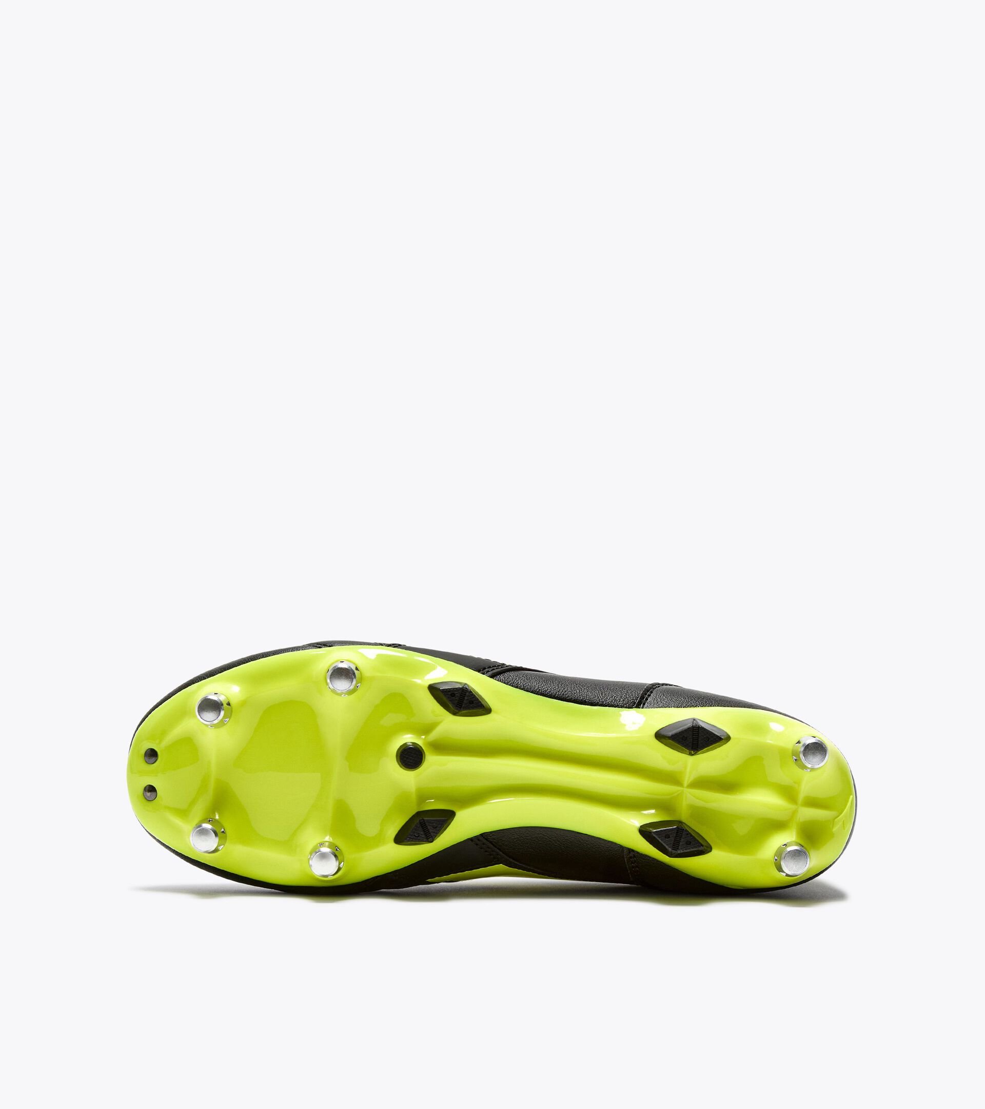 Calcio boots for oft and wet grounds - Men’s
BRASIL ICON R MPH BLACK/FLUO YELLOW DIADORA - Diadora