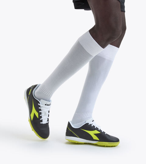 PICHICHI 5 TFR, NERO/GIALLO FL DD/BIANCO OTTIC Botas de fútbol sala para terrenos duros y césped artificial PICHICHI 5 TFR NERO/GIALLO FL DD/BIANCO OTTIC - Diadora