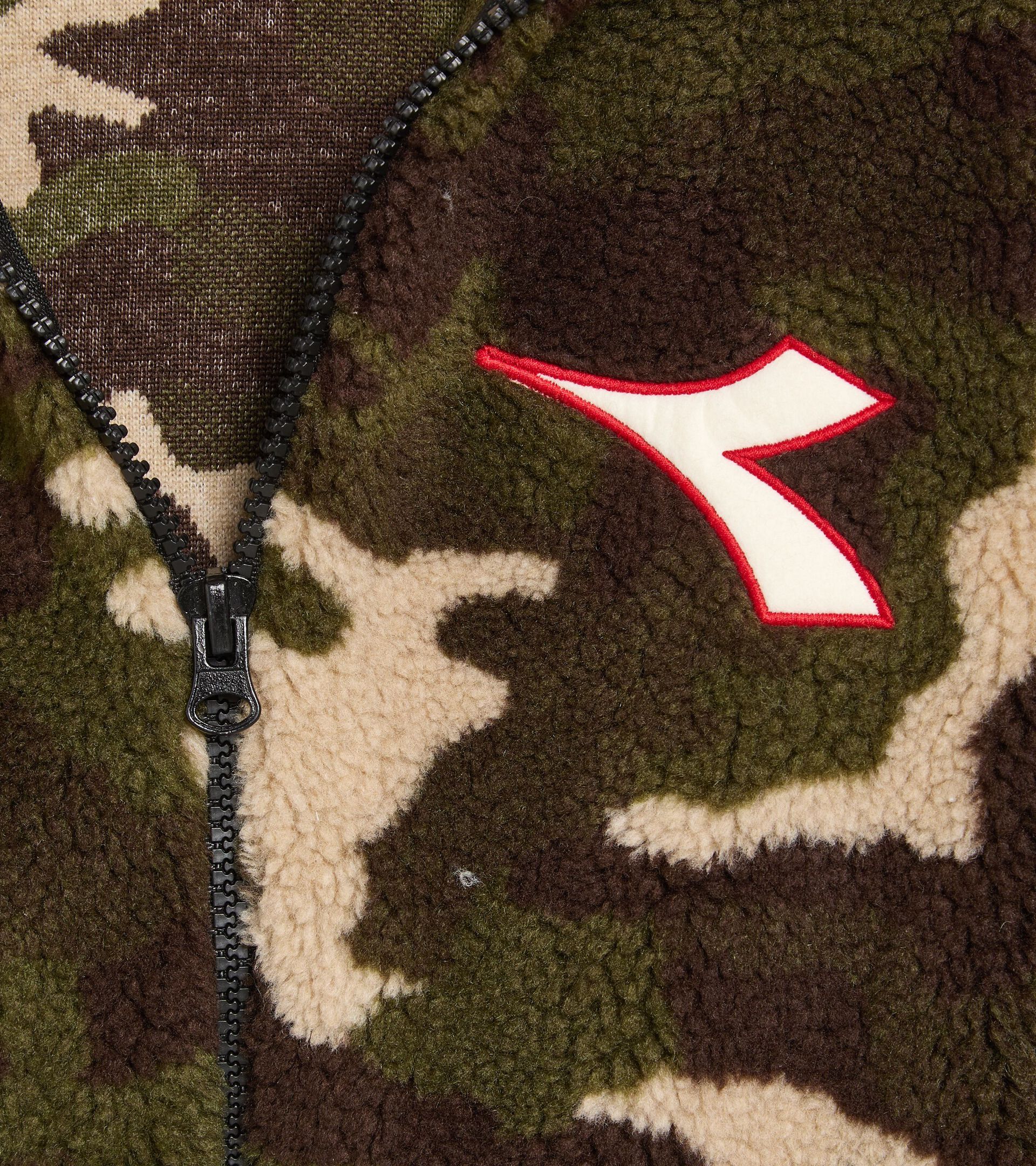 Felpa con cappuccio - Ragazzo
 JB. TEDDY FZ CAMO NERO/VERDE CAMOUFLAGE - Diadora