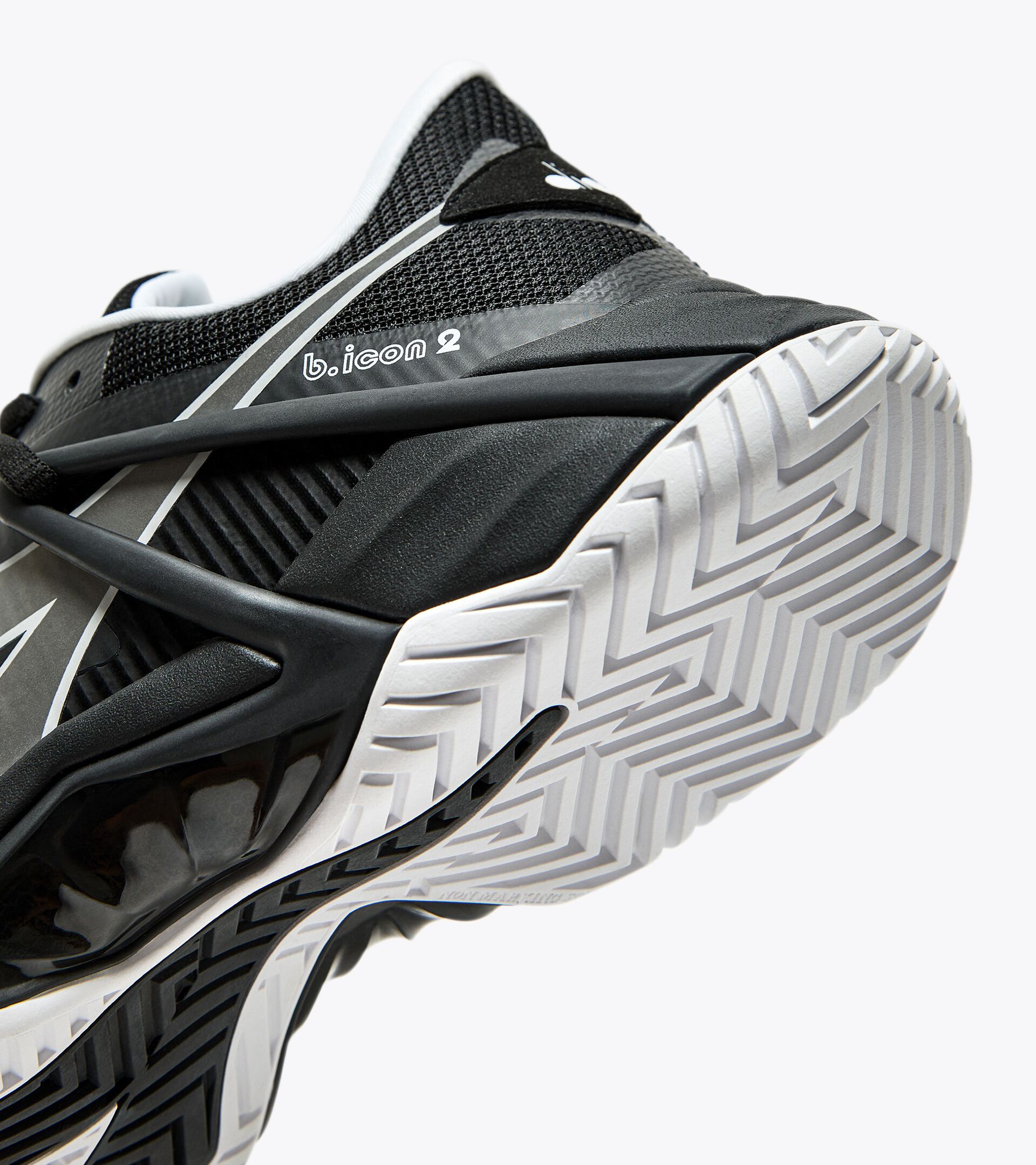 Tennis shoes for hard surfaces or clay - Men B.ICON 2 AG BLACK/SILVER/WHITE - Diadora