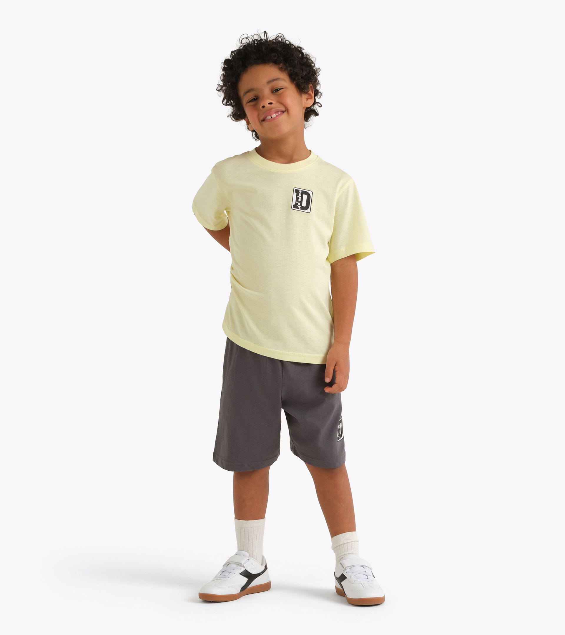 Sports set - T-shirt and shorts - Boys
 JB. SET ESS. SPORTS II SS WAX YELLOW - Diadora