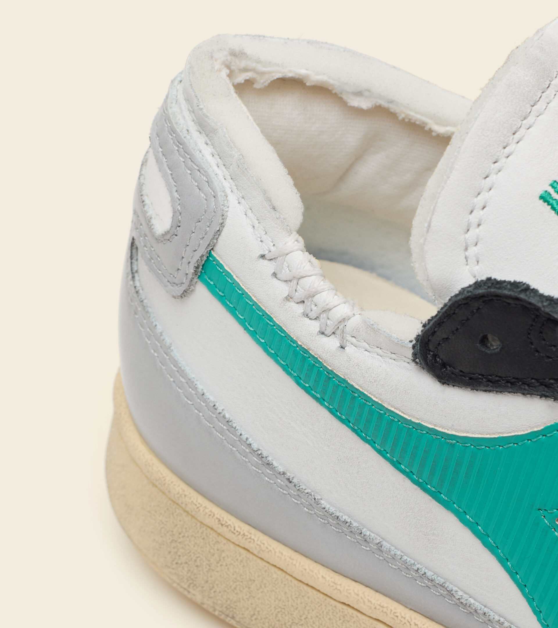 Footwear Heritage UNISEX MI BASKET ROW CUT WHITE/HIGH RISE/PEACOCK GREEN Diadora