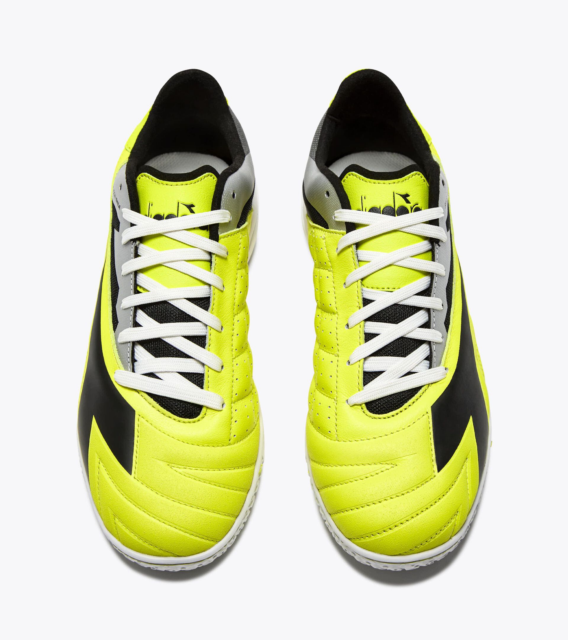 Chaussures de futsal - Semelle spécifique pour les terrains en intérieur et les parquets - Homme BRASIL ICON SALA ID JAUNE FLUO DD/NOIR - Diadora