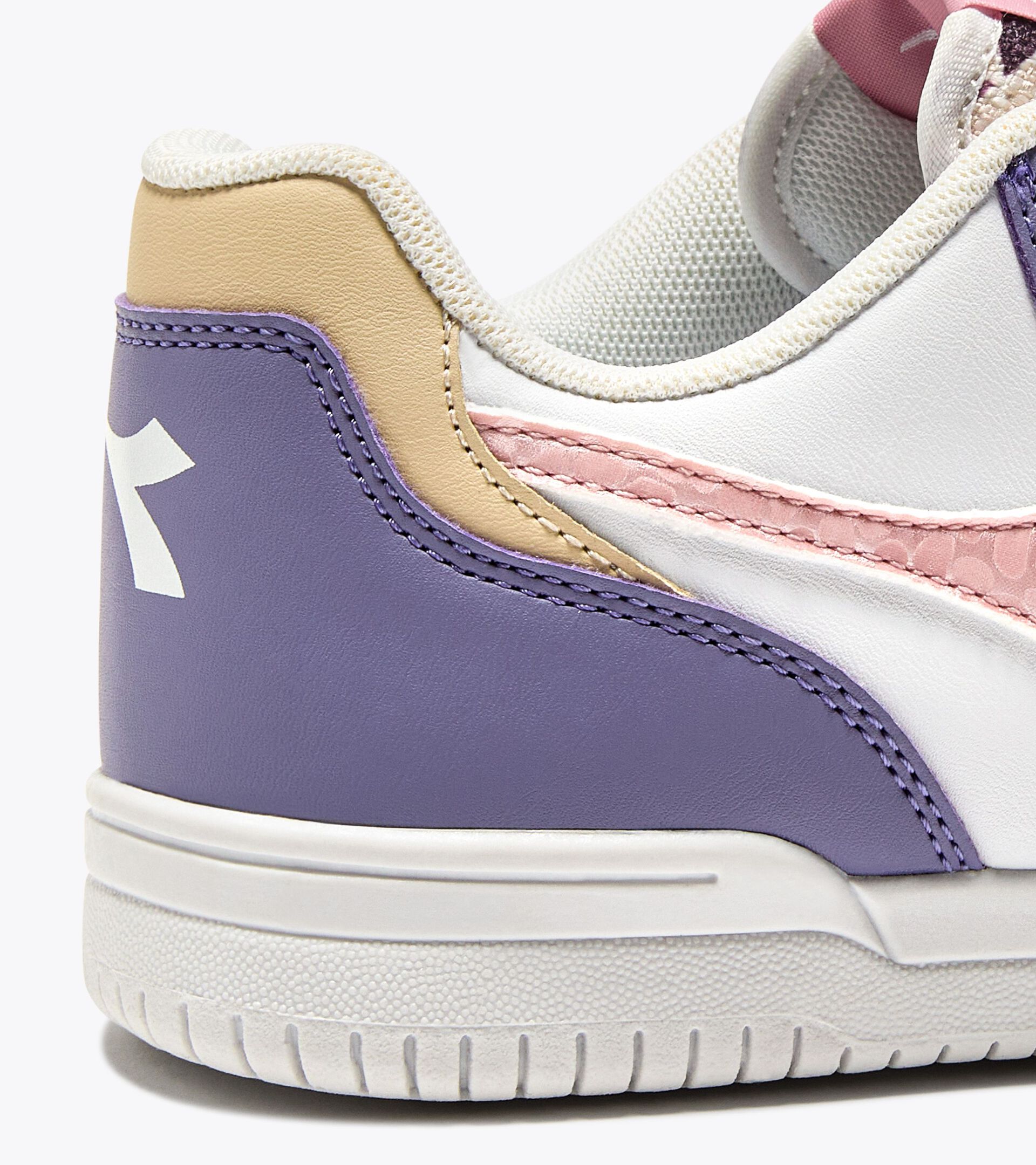 Sports shoe -  8 to 16 years old - Girls
 RAPTOR LOW SPOTTED GS WHITE/DAYBREAK/ROSE ELEGANCE - Diadora