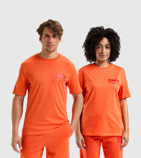 Camiseta de algodón organico - Unisex T-SHIRT SS MANIFESTO NARANJA BERMELLON - Diadora