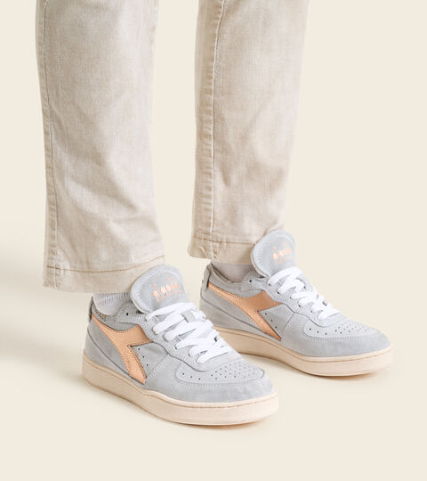 MI BASKET ROW CUT AMBER SUEDE WN, ROSE SPANISCH VILLA Heritage-Schuh - Damen MI BASKET ROW CUT AMBER SUEDE WN ROSE SPANISCH VILLA - Diadora