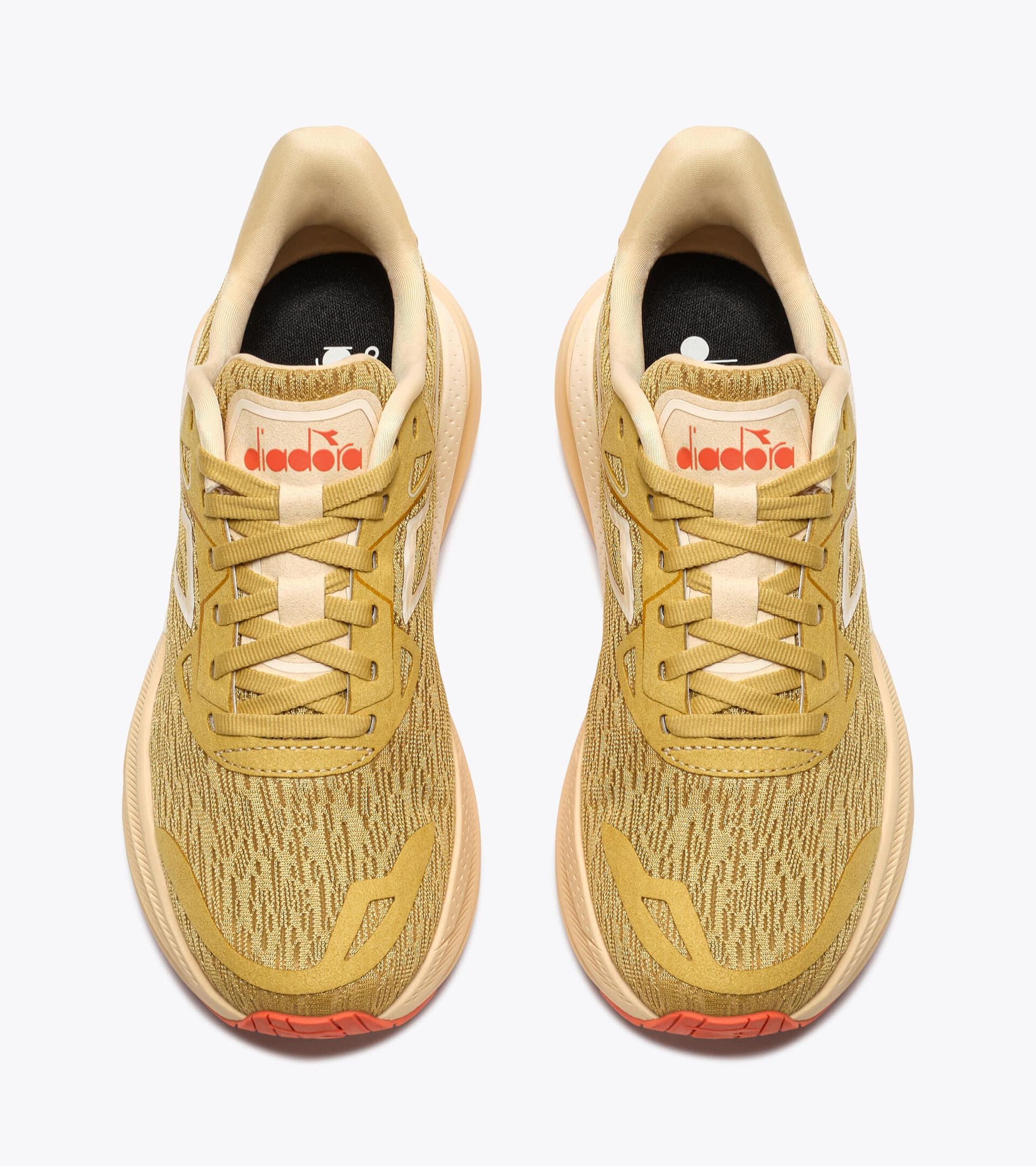 Running shoe - Comfort and stability - Women&rsquo;s NUCLEO 2 W RATTAN BUTTERCREAM - Diadora