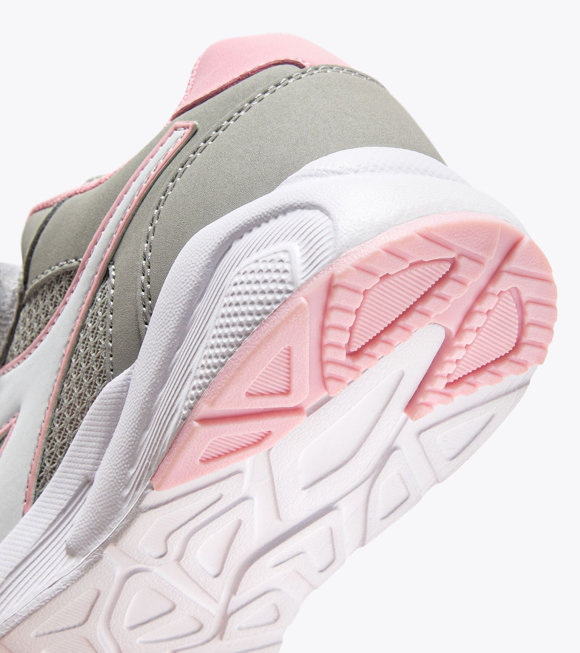 Junior running shoe - All-Gender FALCON 5 JR V SILVER/WHITE - Diadora